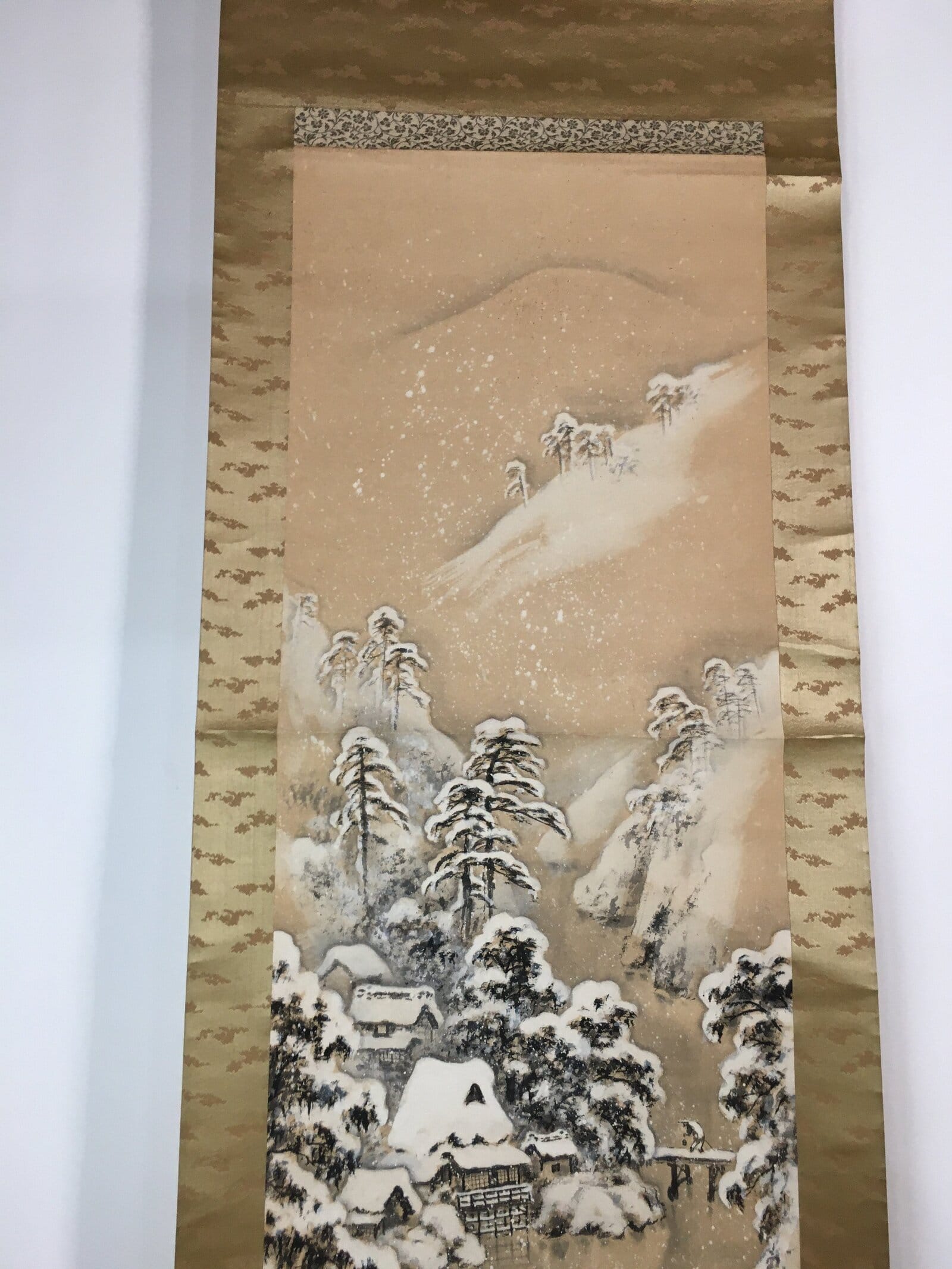 Japanese Hanging Scroll Vtg Kakejiku Kakemono Painting Snow Mountain SC601