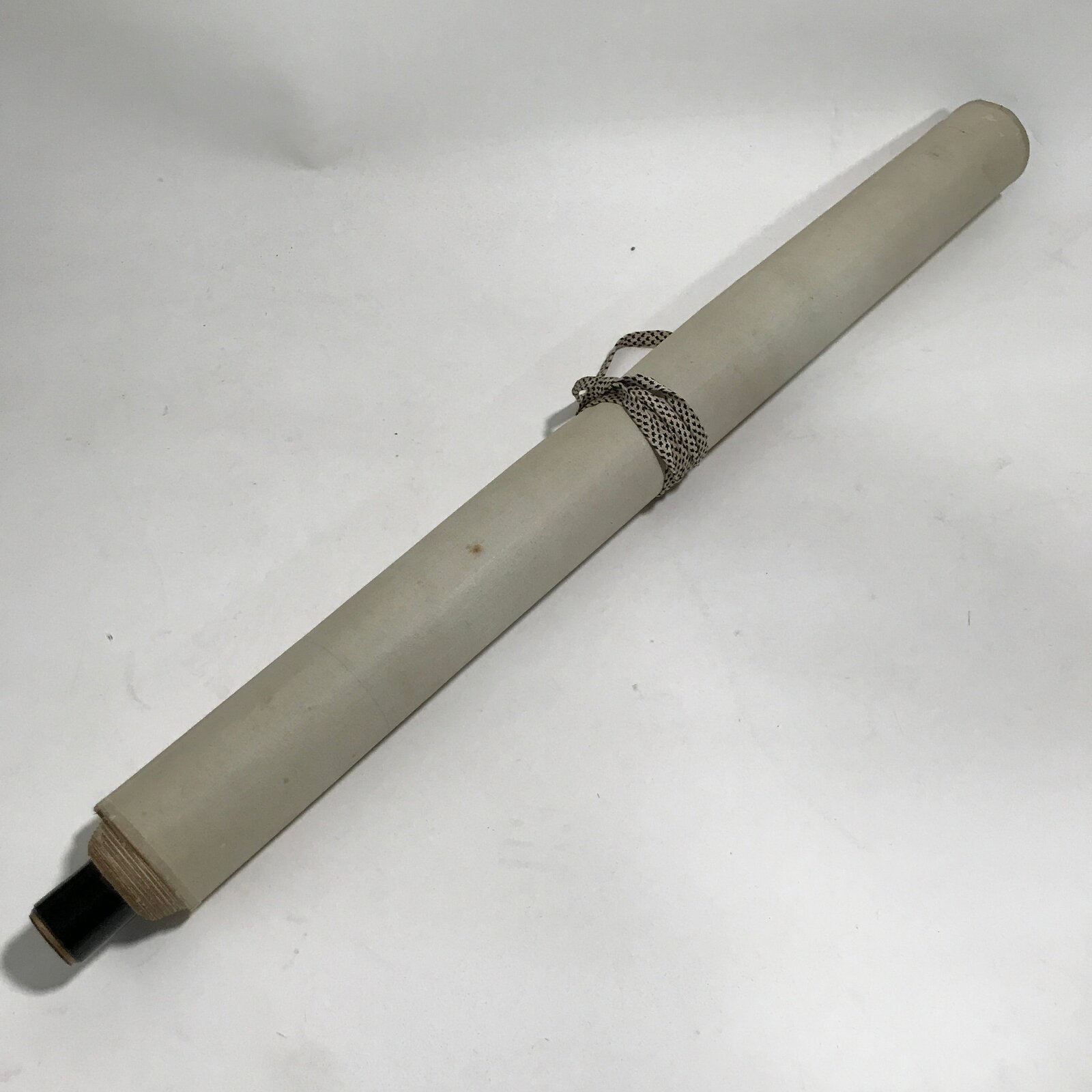 Japanese Hanging Scroll Vtg Kakejiku Portrait Man Sitting Kimono Medals KJ58