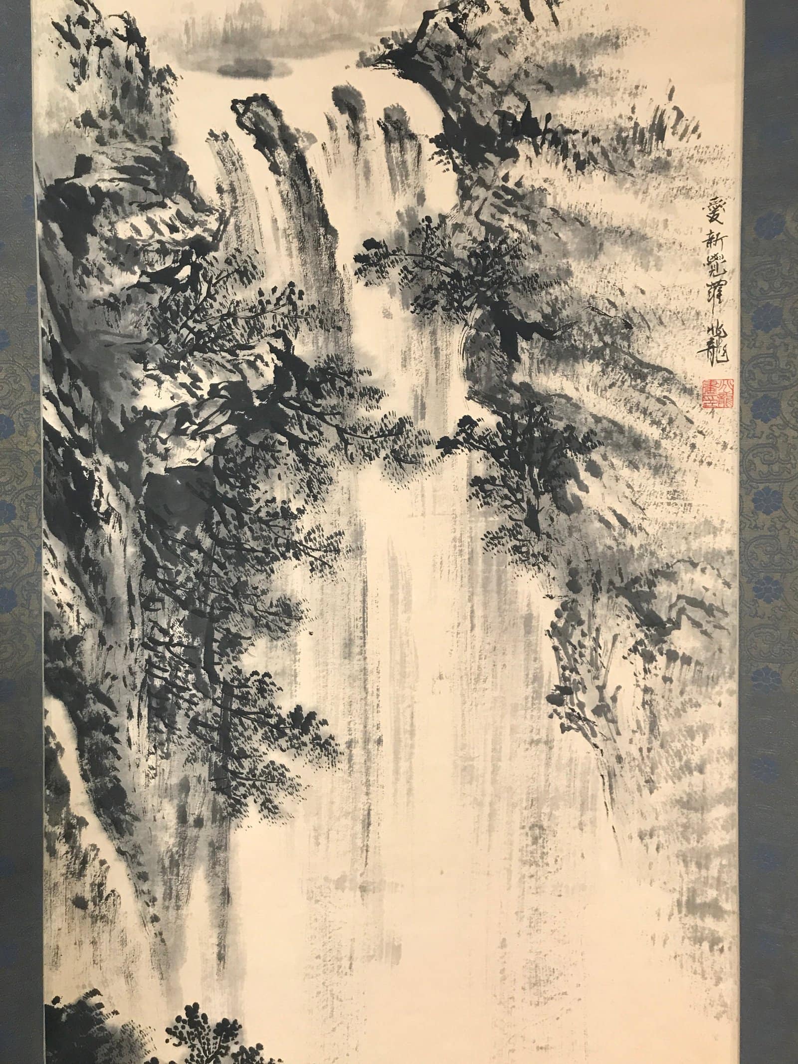 Japanese Hanging Scroll Vtg Kakejiku Waterfall Landscape Ink Black White KJ61