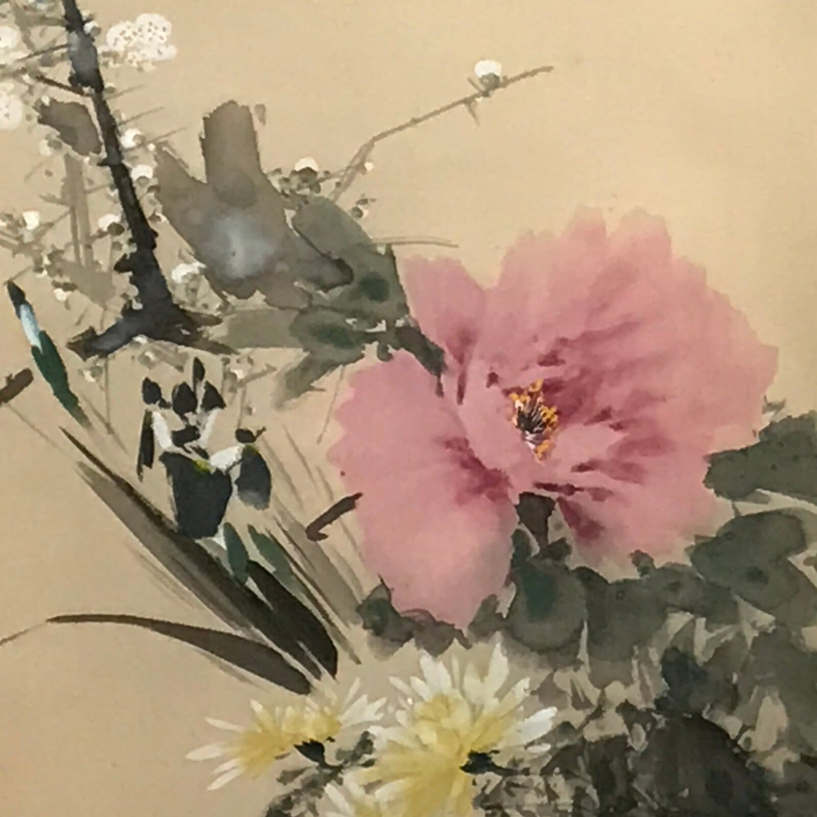 Japanese Hanging Scroll Vtg Three Flowers Pink Yellow White Kakejiku SC852