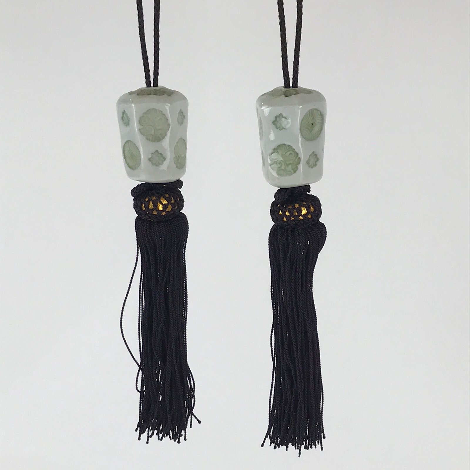 Japanese Hanging Scroll Weights Vtg Fuchin Porcelain Purple Tassel FC300