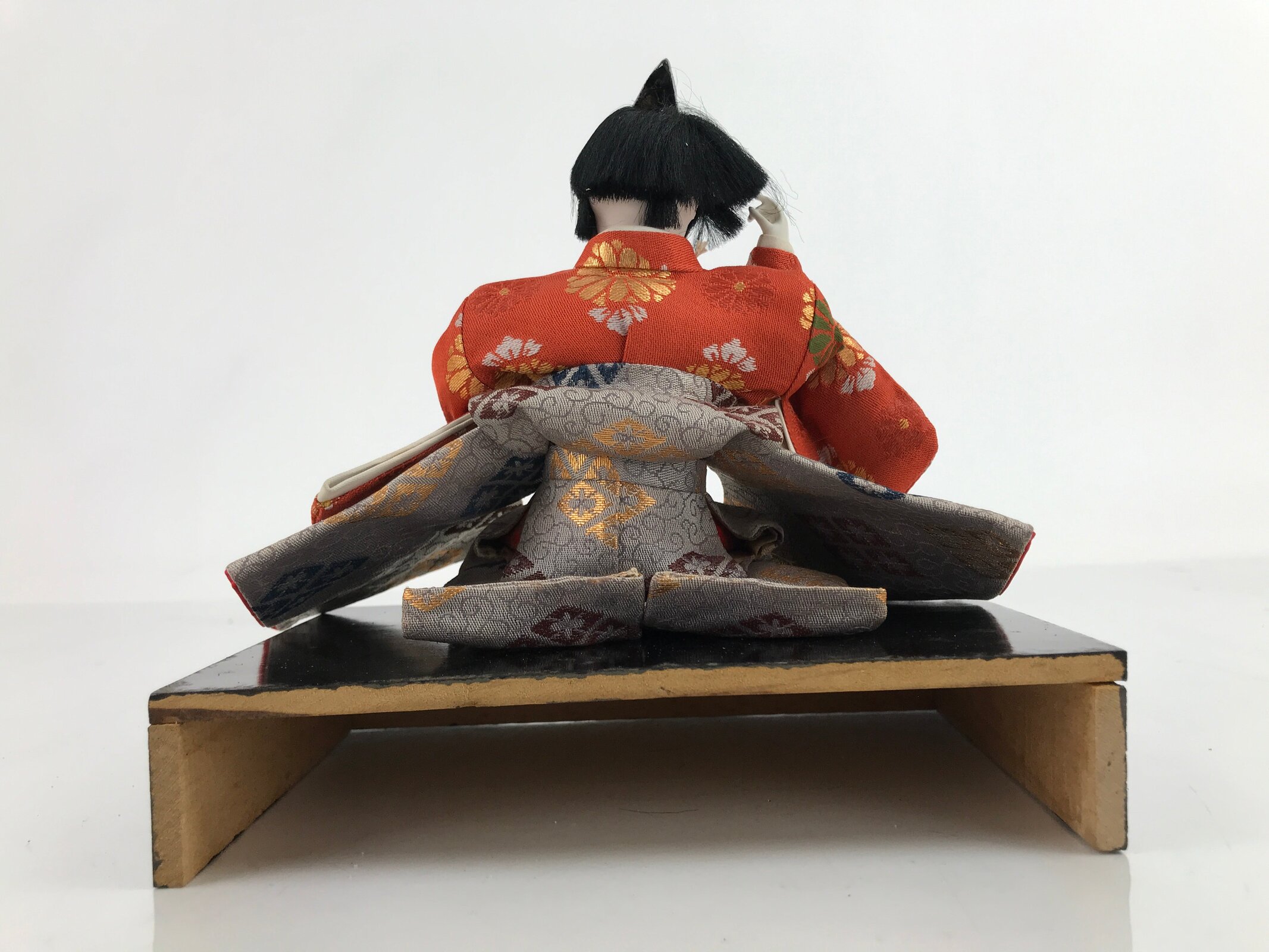 Japanese Hina Doll Girls Day Festival Musician Matsuri Wood Silk Kimono ID569