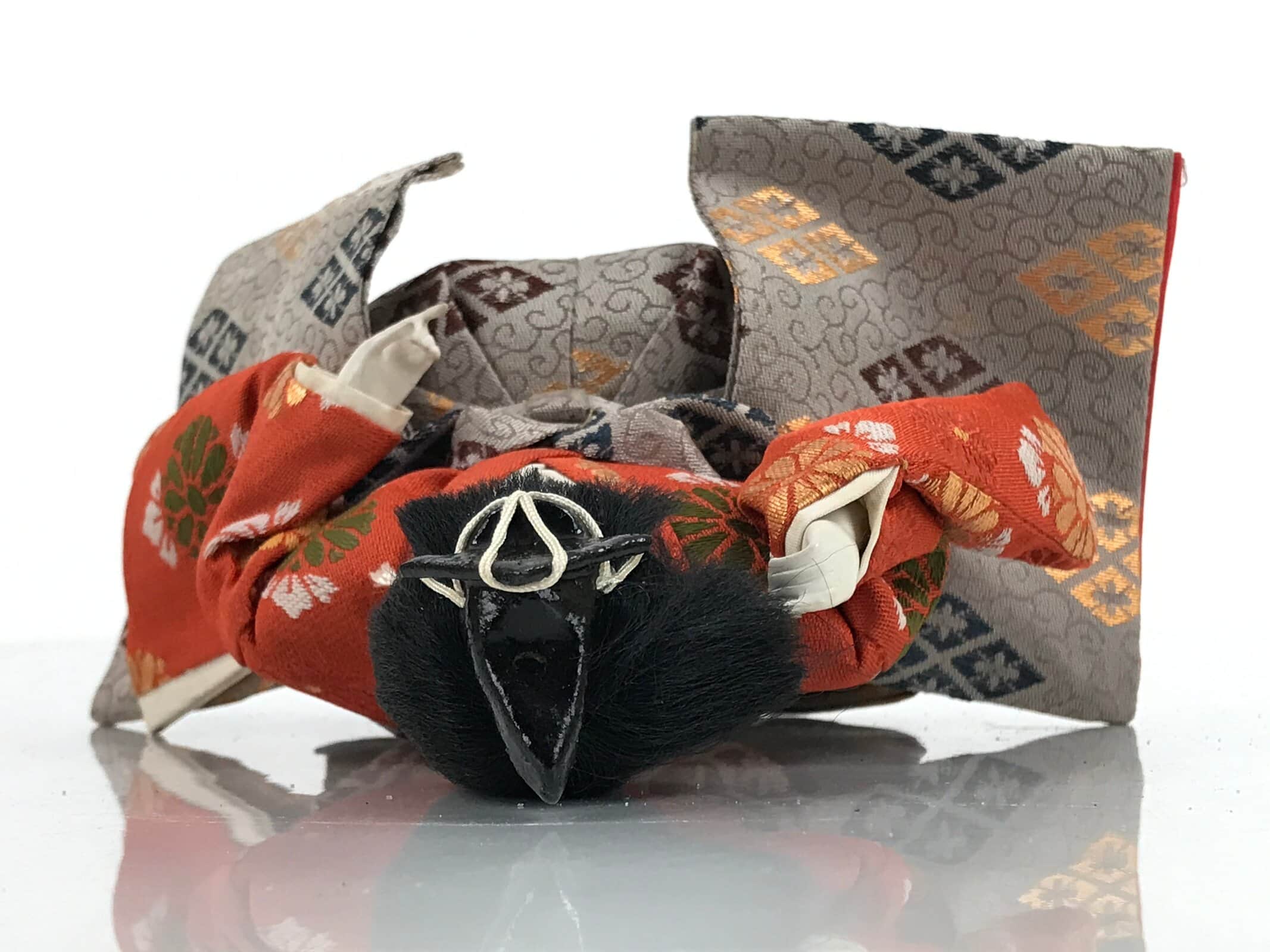 Japanese Hina Doll Girls Day Festival Musician Matsuri Wood Silk Kimono ID569