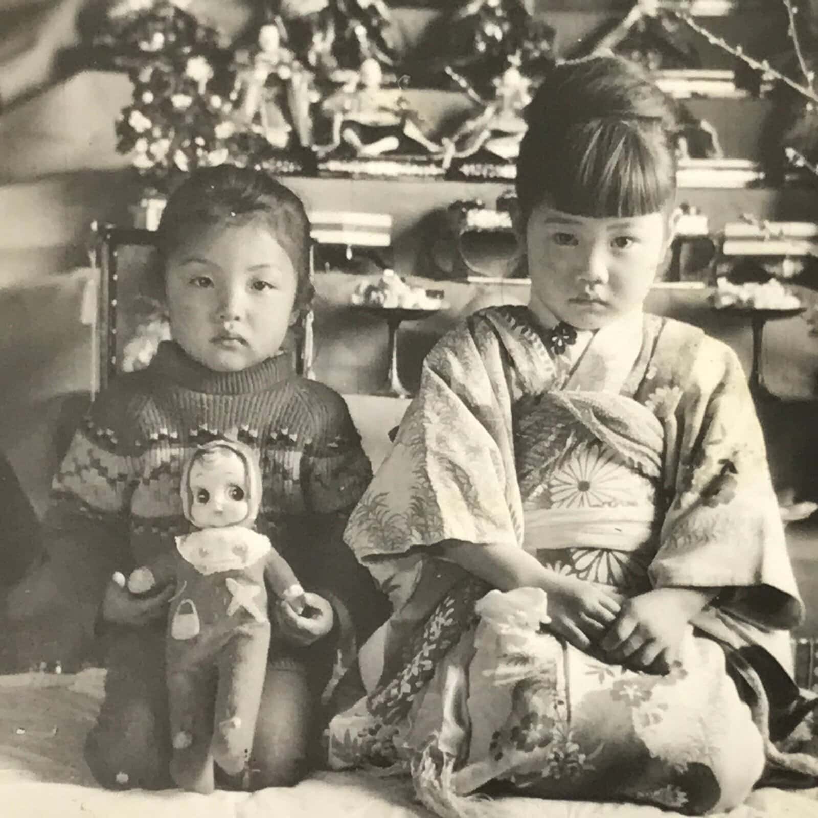 Japanese Hina Matsuri Sisters Photograph Doll Festival Kimono Black White PH251