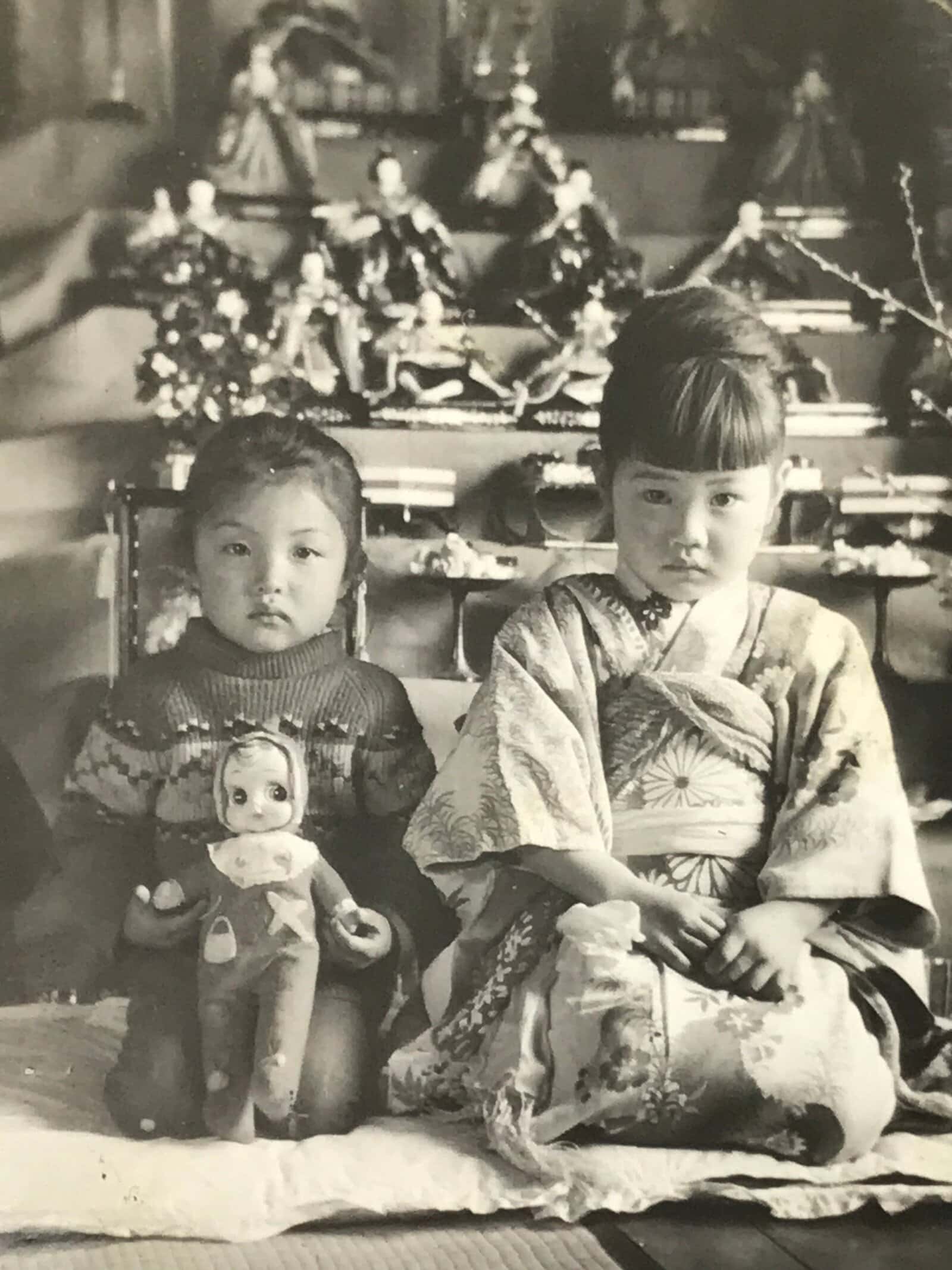 Japanese Hina Matsuri Sisters Photograph Doll Festival Kimono Black White PH251