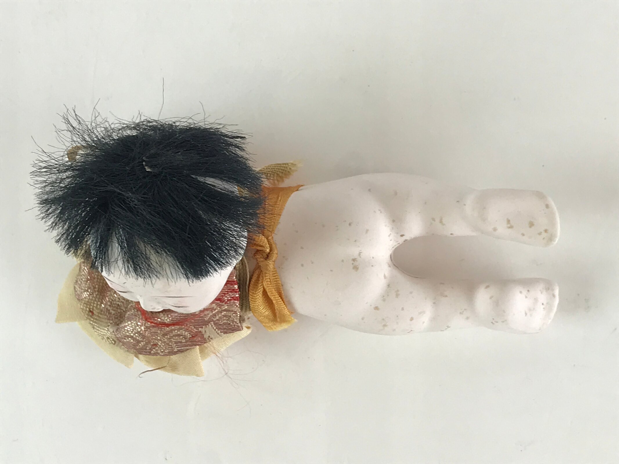 Japanese Ichimatsu-Ningyo Vtg Plaster Figurine Crawling Baby Doll KF592