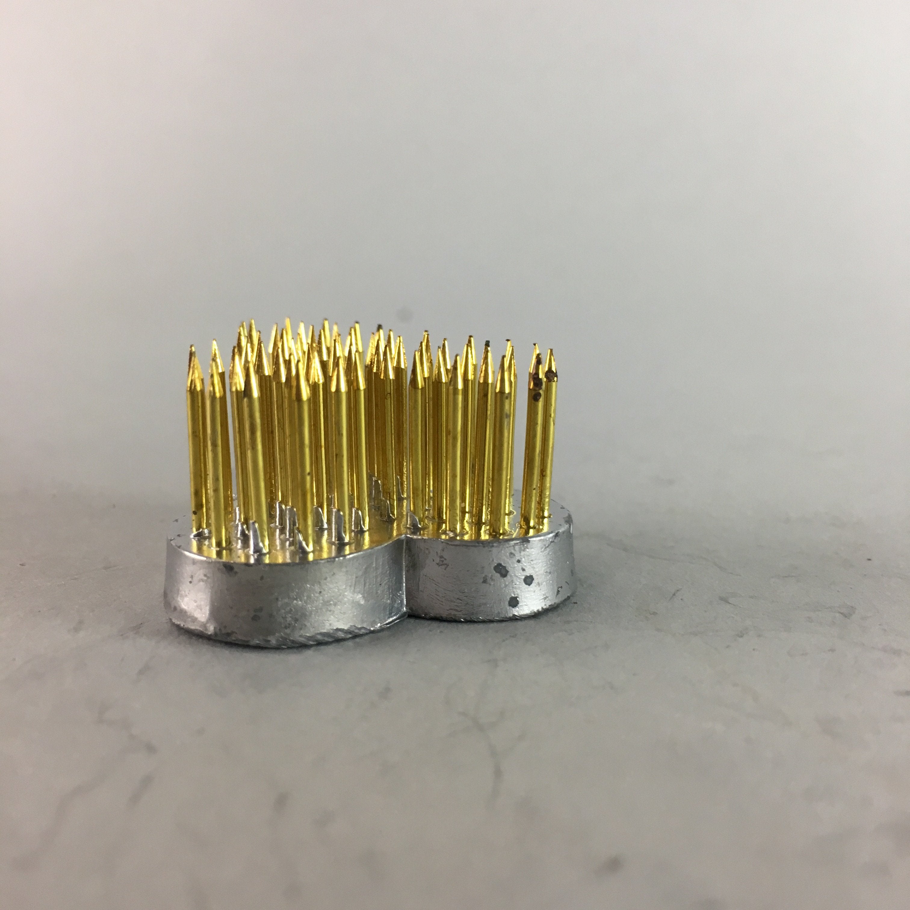 Japanese Ikebana Kenzan Flower Arrangement Tool Vtg Needle Holder Pin KZ20