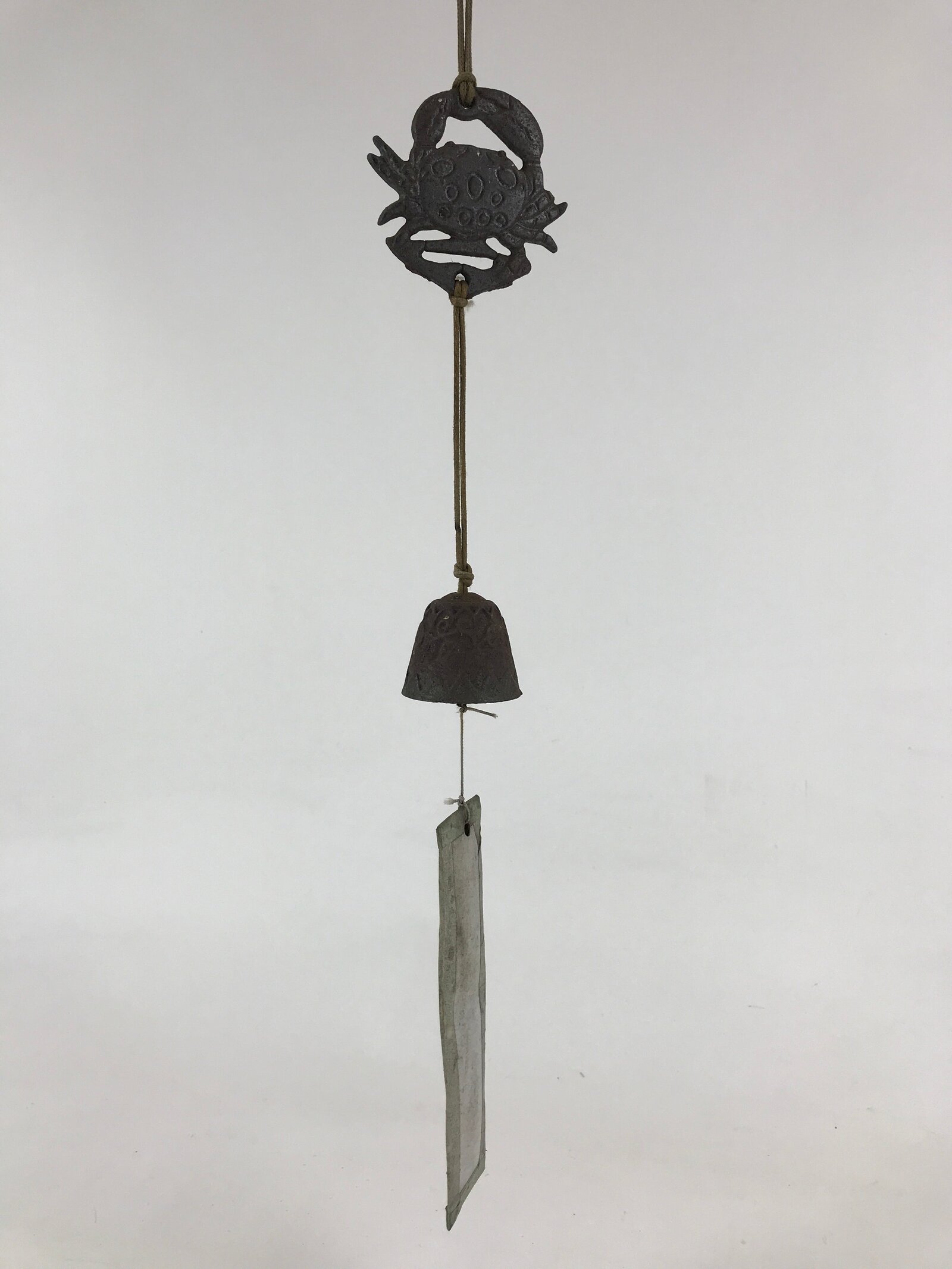Japanese Iron Furin Wind Chime Tetsurin Vtg Crab Brown String Paper DR489