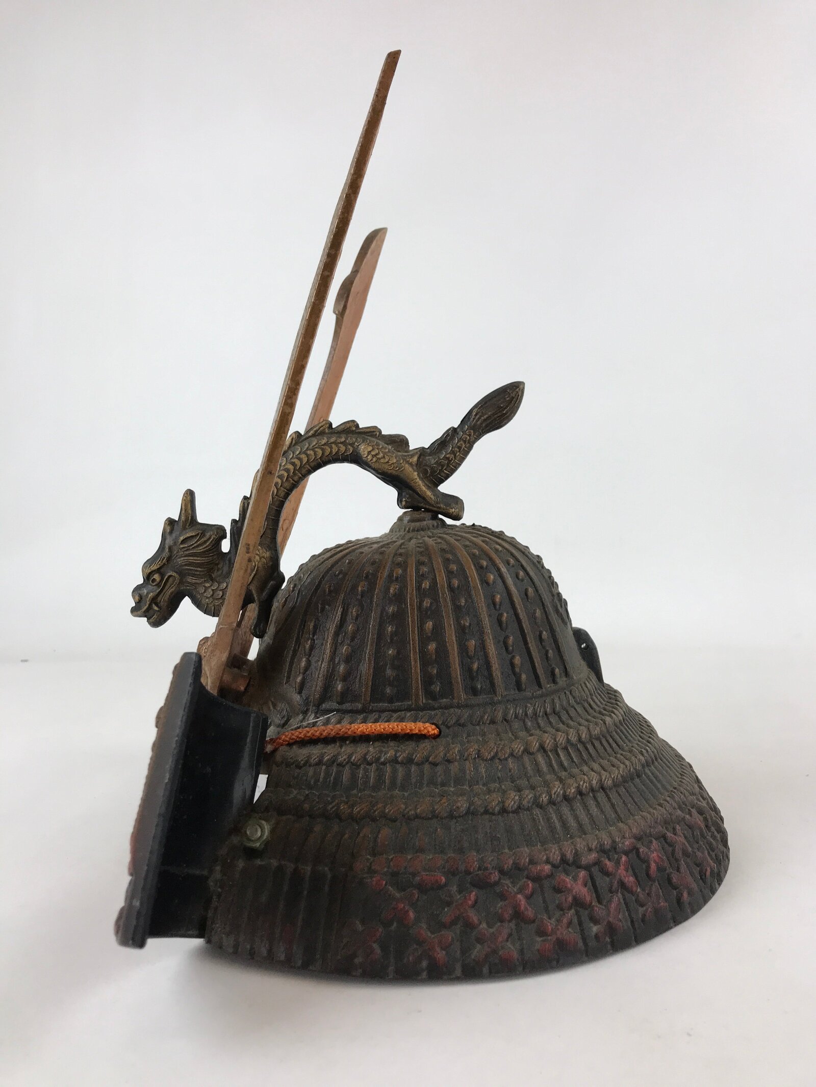 Japanese Iron Kabuto Samurai Helmet Display Vtg Yoshitsune Style Okimono ID548