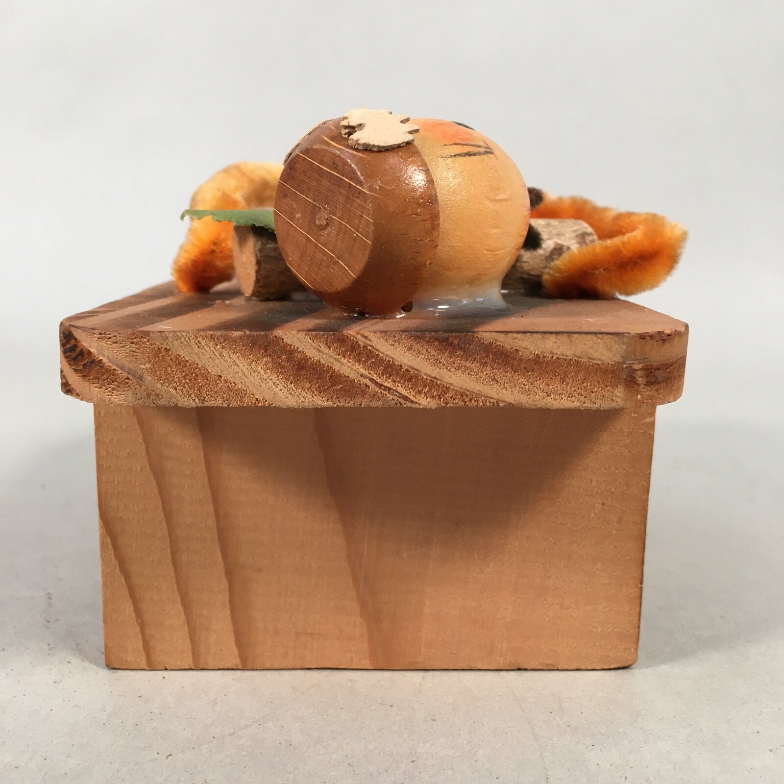 Japanese Kokeshi Doll Vtg Handmade Geta Wood Sandal Acorn Ningyo KF511