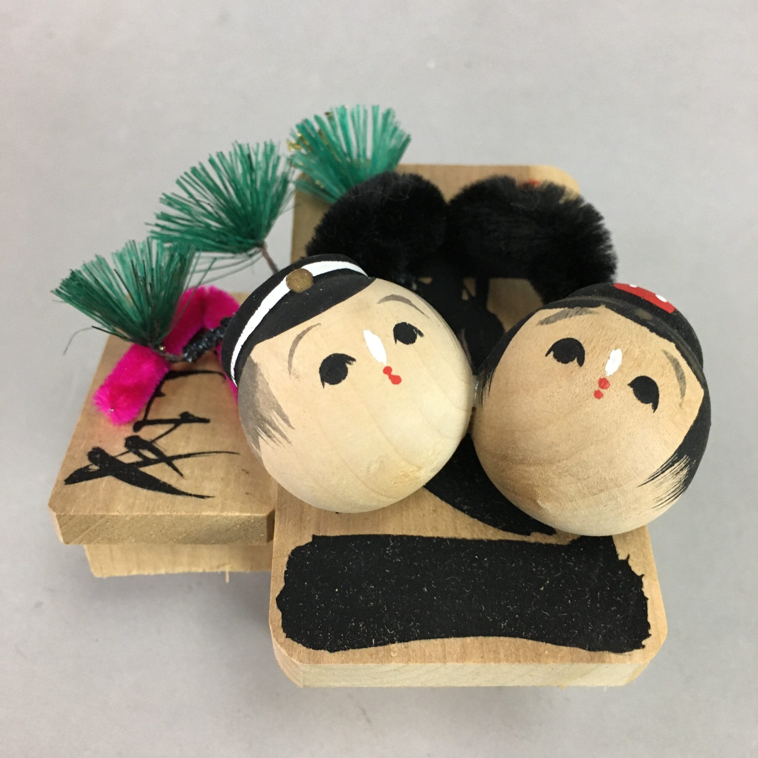 Japanese Kokeshi Doll Vtg Wooden Figurine Geta Clog Boy Girl Hot Spring KF275