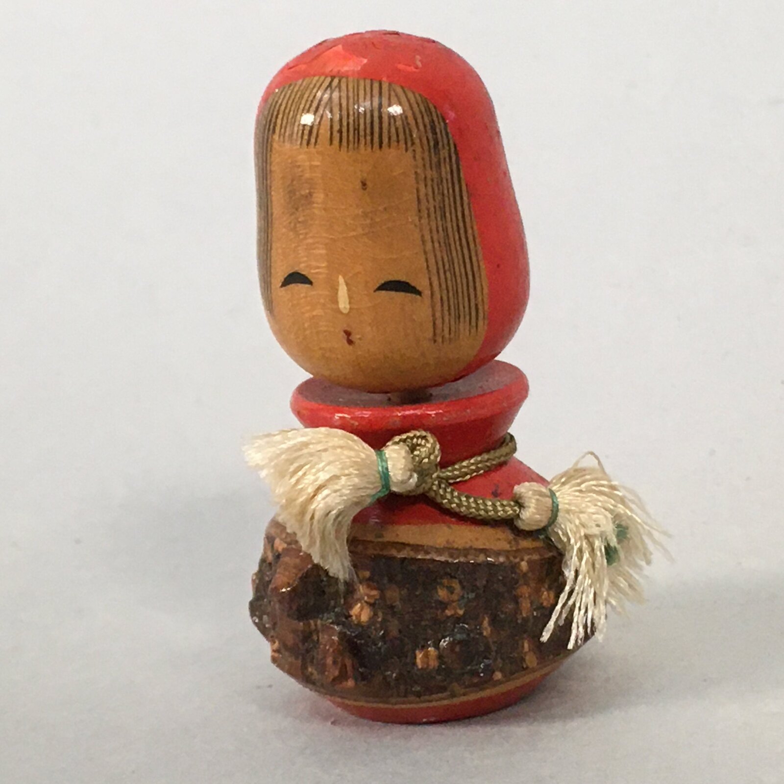 Japanese Kokeshi Doll Vtg Wooden Figurine Girl Child Red Hood Kid KF493