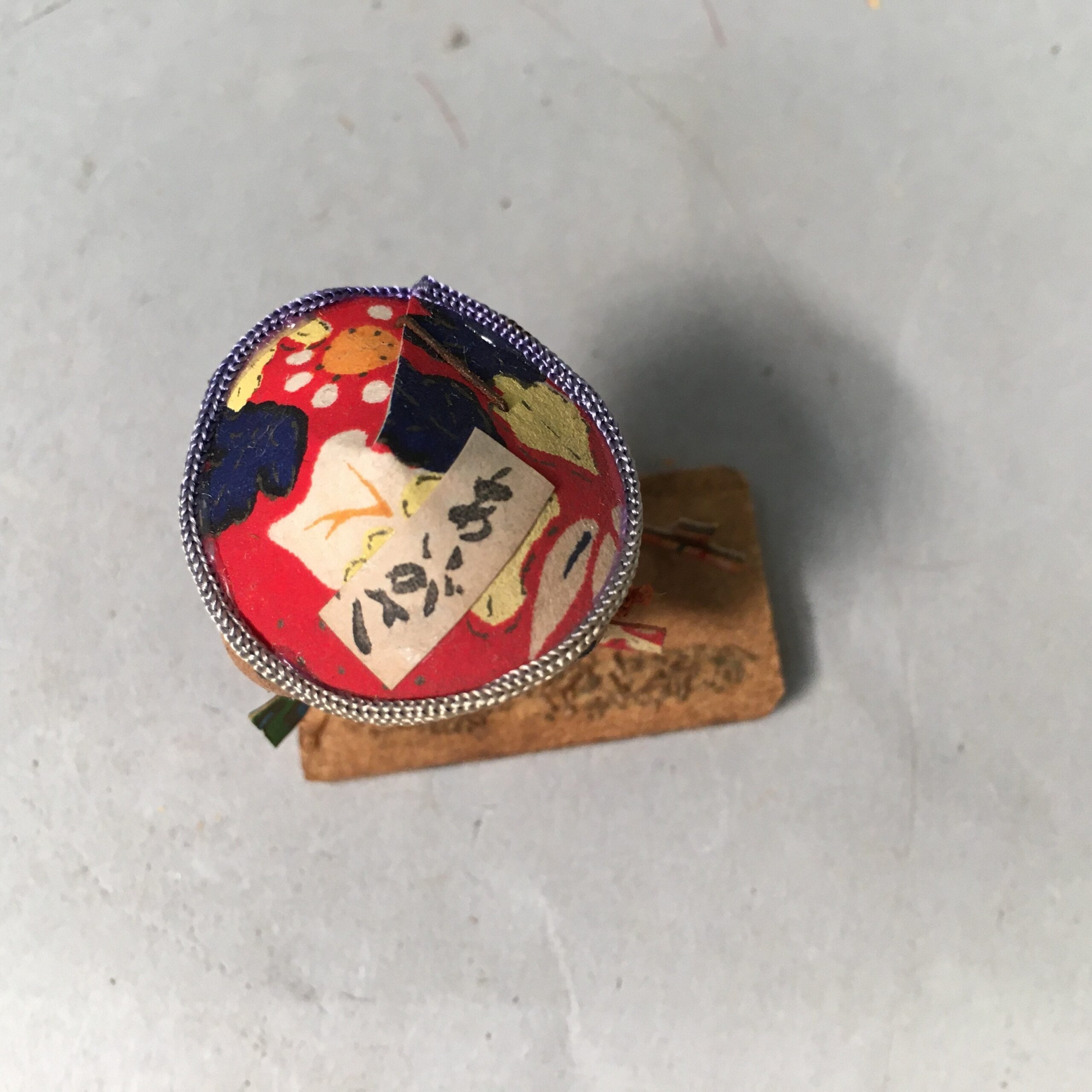 Japanese Kokeshi Doll Vtg Wooden Figurine Kimono Couple Umbrella Mt.Fuji KF428