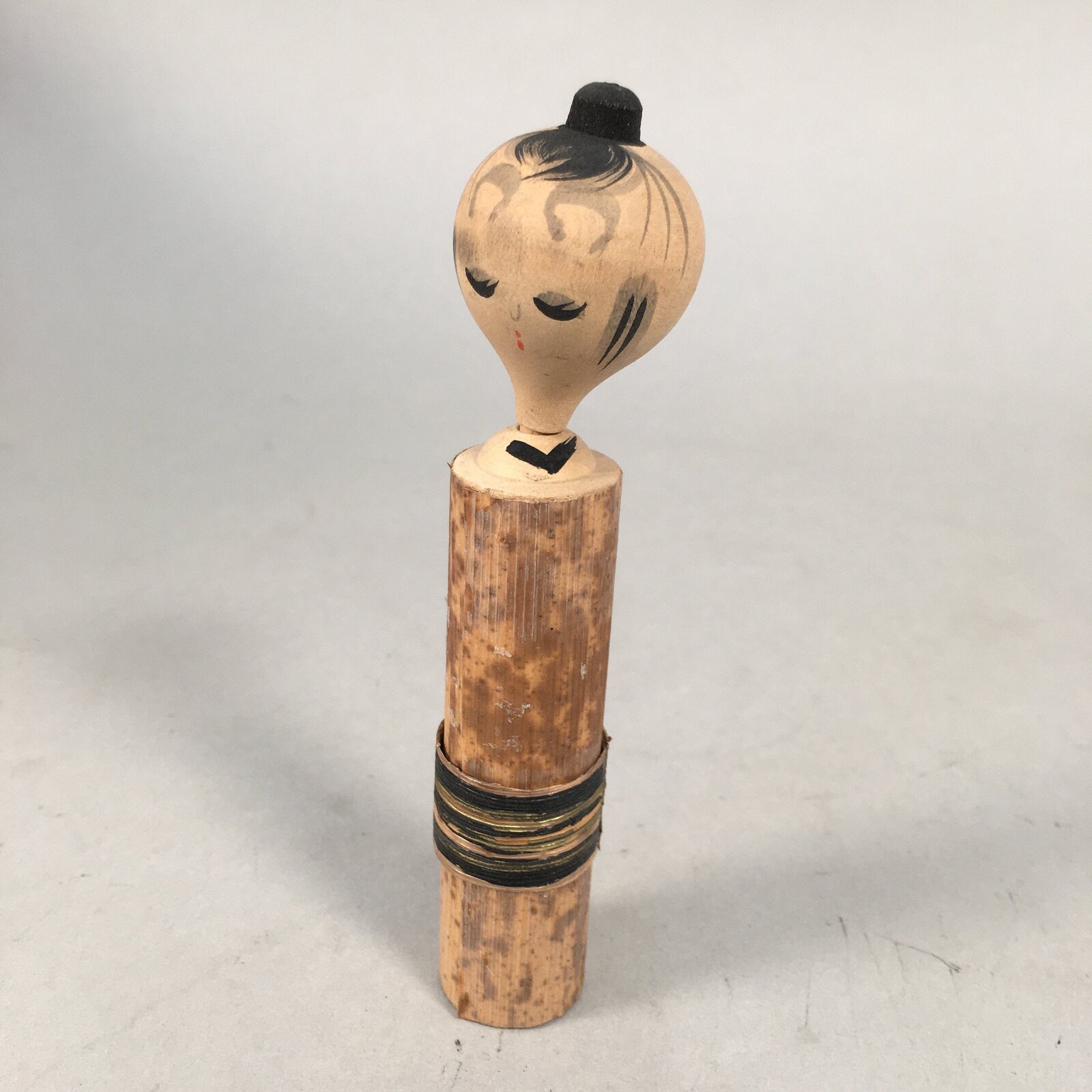 Japanese Kokeshi Doll Vtg Wooden Figurine Wobbly Head Girl KF453