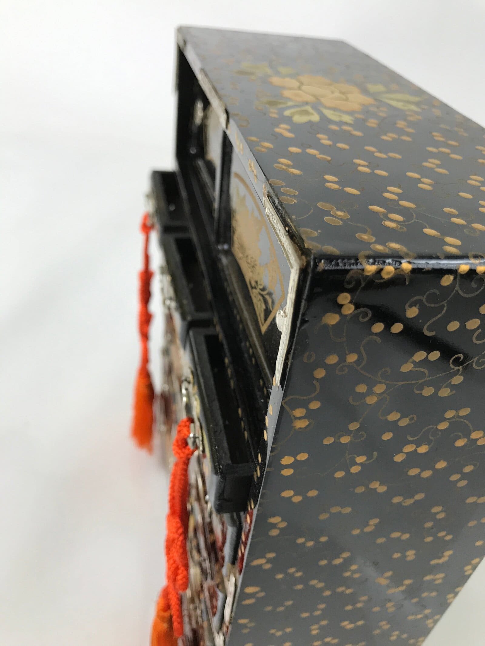 Japanese Lacquer Wood Hina Doll Chest Tansu Vtg Girls Day Makie Black Gold ID616