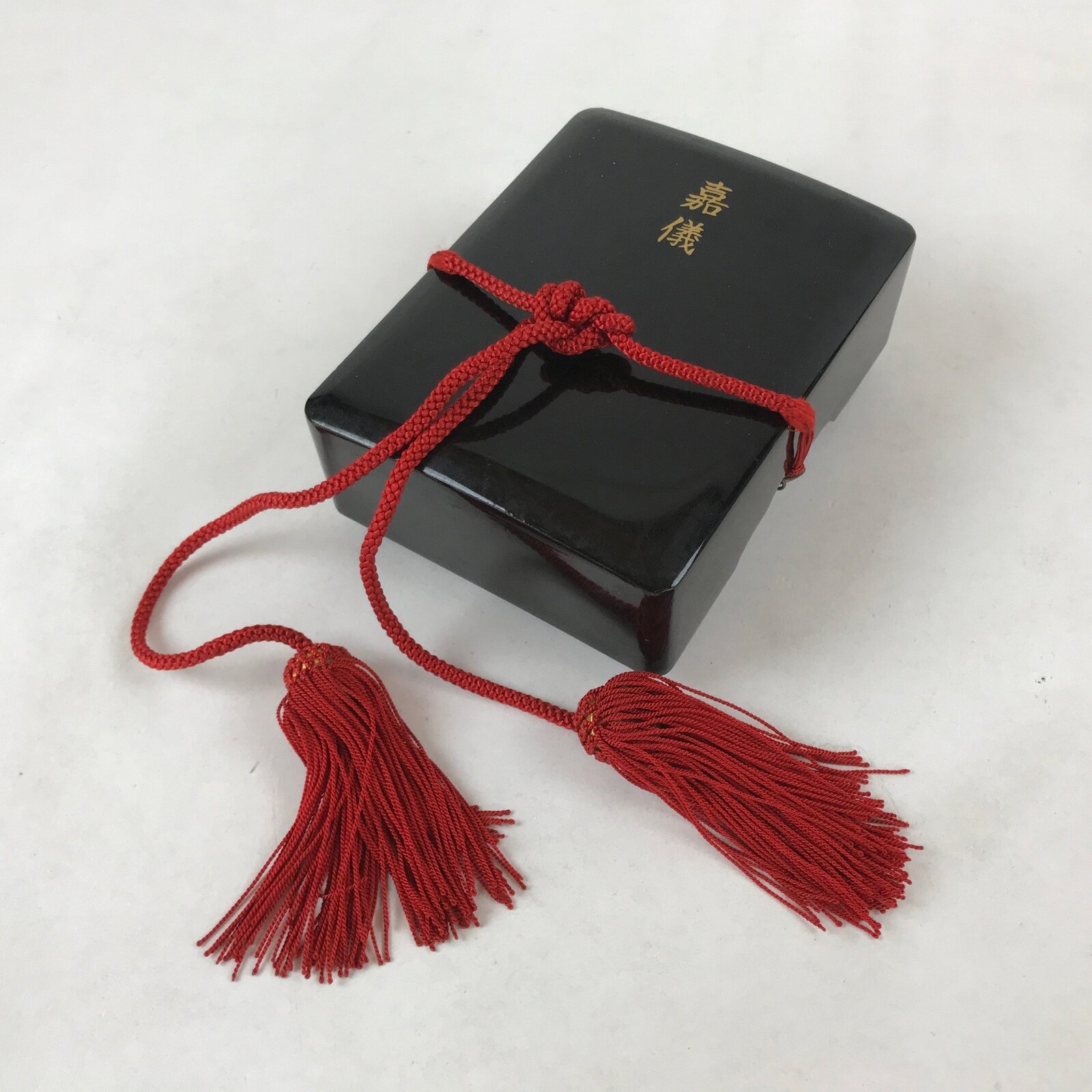 Japanese Lacquered Lidded Box Vtg Tassels Kagi Menjobako Washi Paper Lined L118