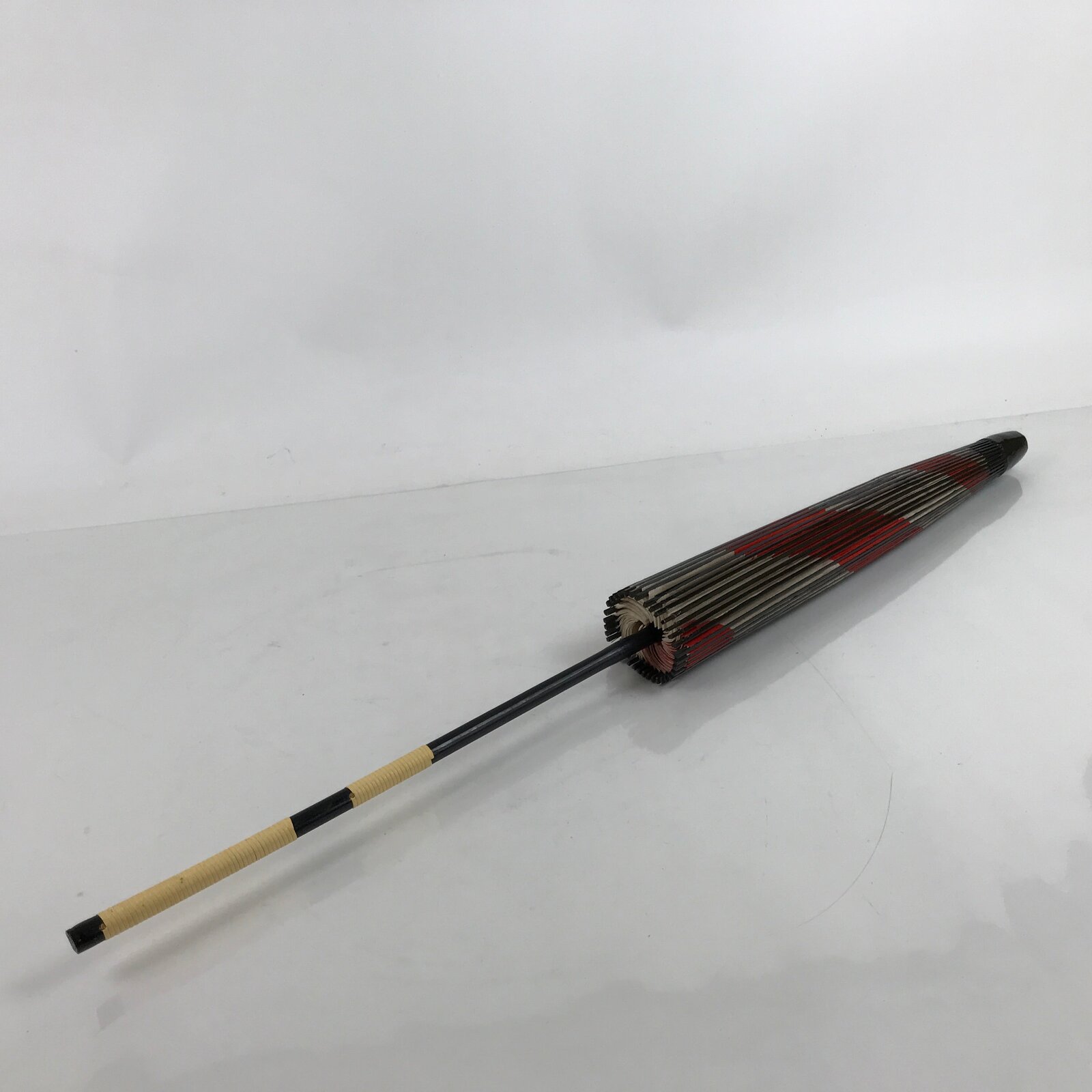 Japanese Lacquered Umbrella Parasol Vtg Wagasa Maigasa Geisha Paper Red JK765