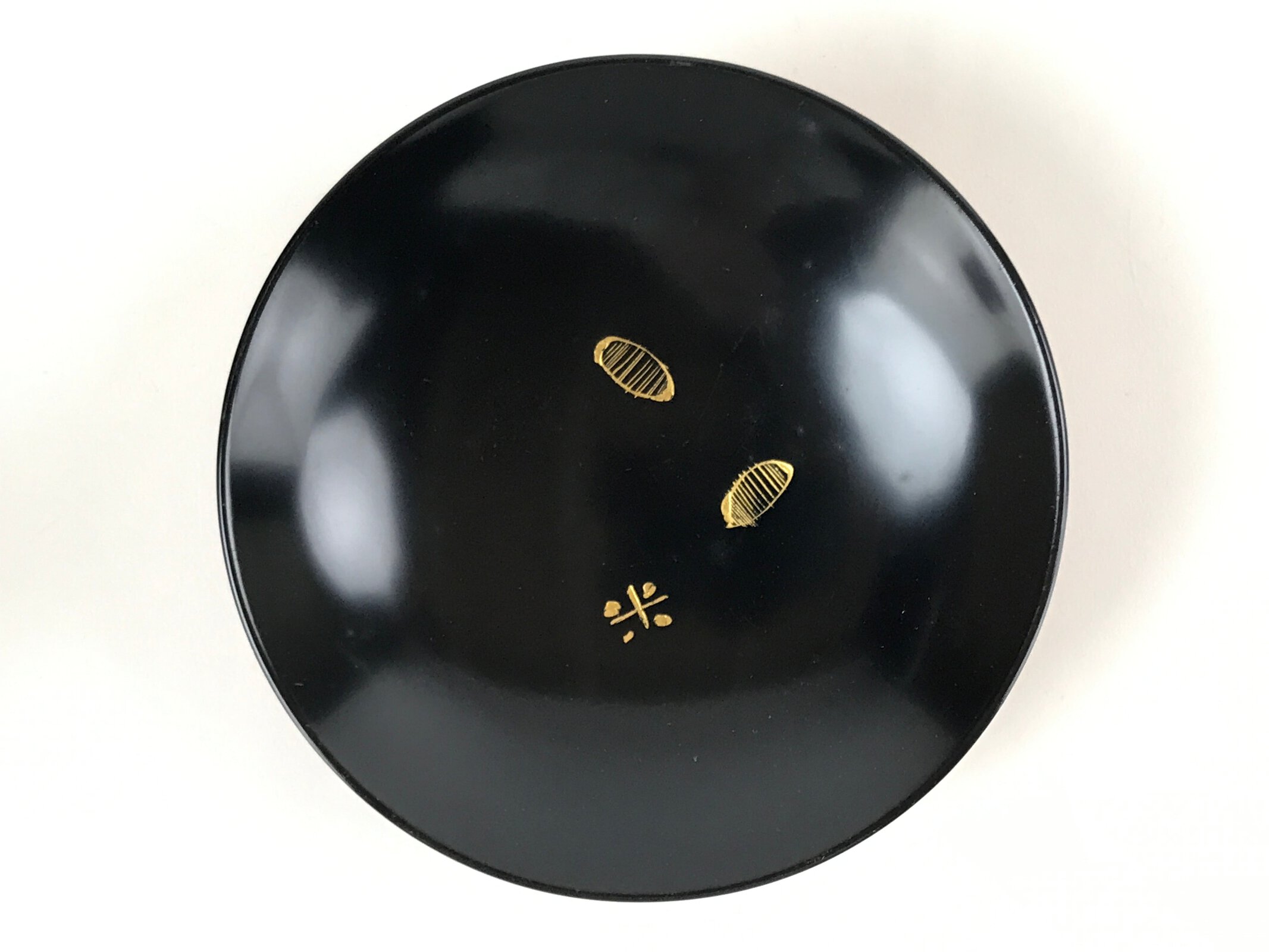 Japanese Lacquered Wooden Lidded Bowl Nimonowan Vtg Makie Red Black LB110