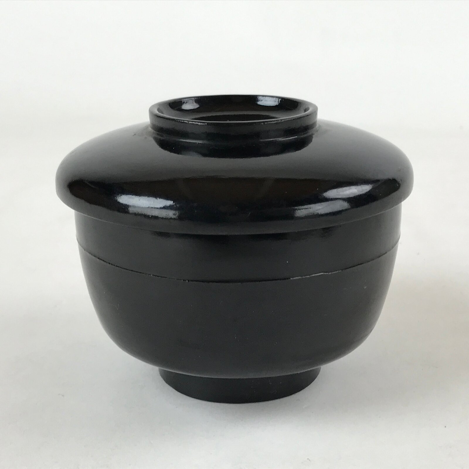 Japanese Lacquered Wooden Lidded Bowl Owan Vtg Rice Soup Dish Red Black LB102