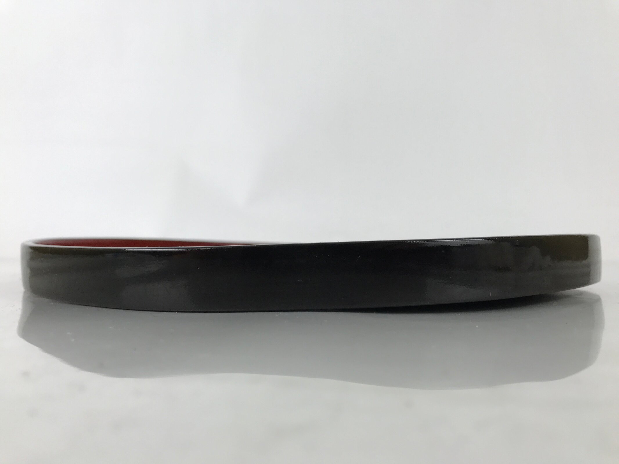 Japanese Lacquered Wooden Serving Tray Obon Vtg Round Red Vermilion Black L383