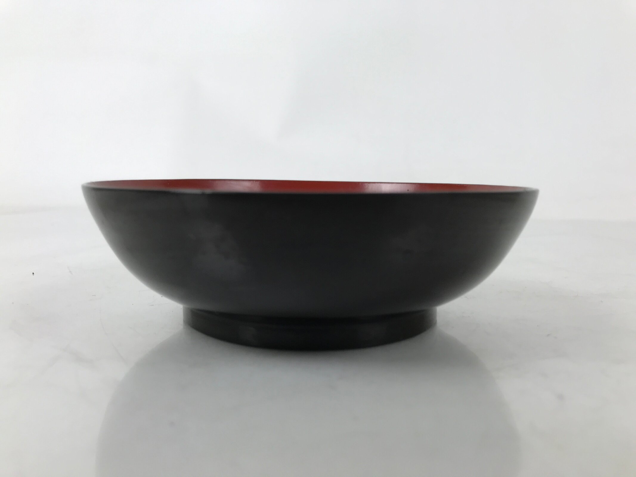 Japanese Lacquered Wooden Small Plate Mamezara Vtg Dish Round Black Red L401