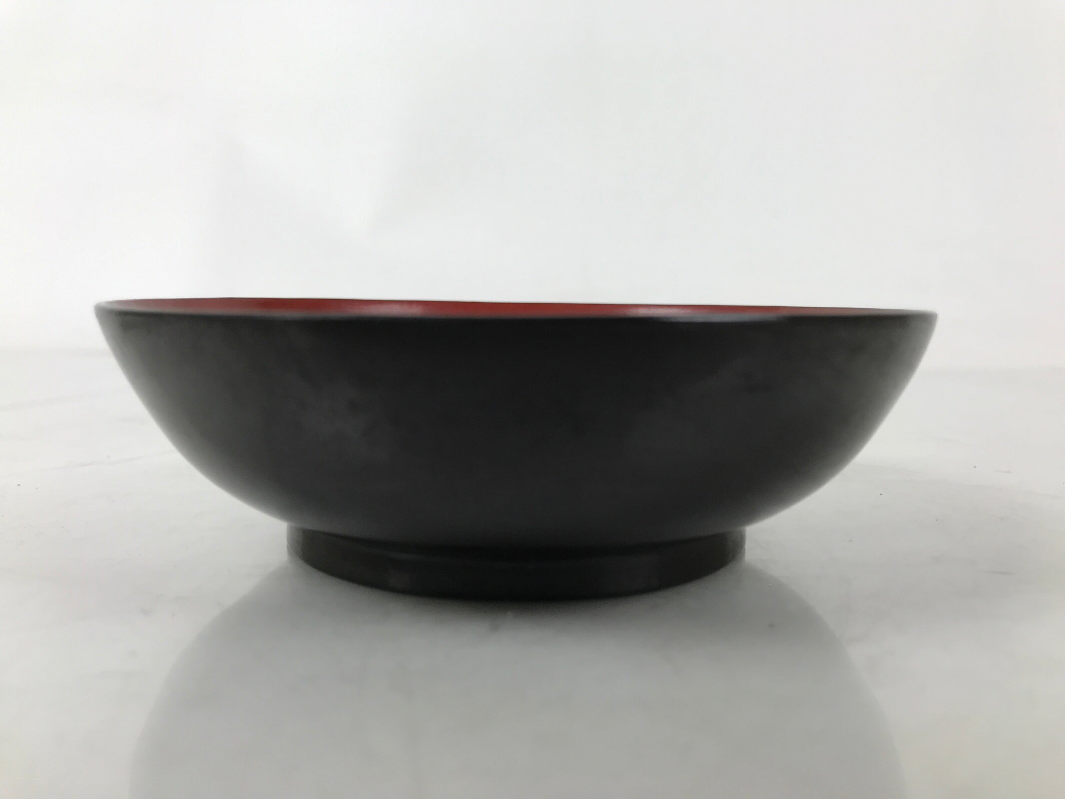 Japanese Lacquered Wooden Small Plate Mamezara Vtg Dish Round Black Red L408
