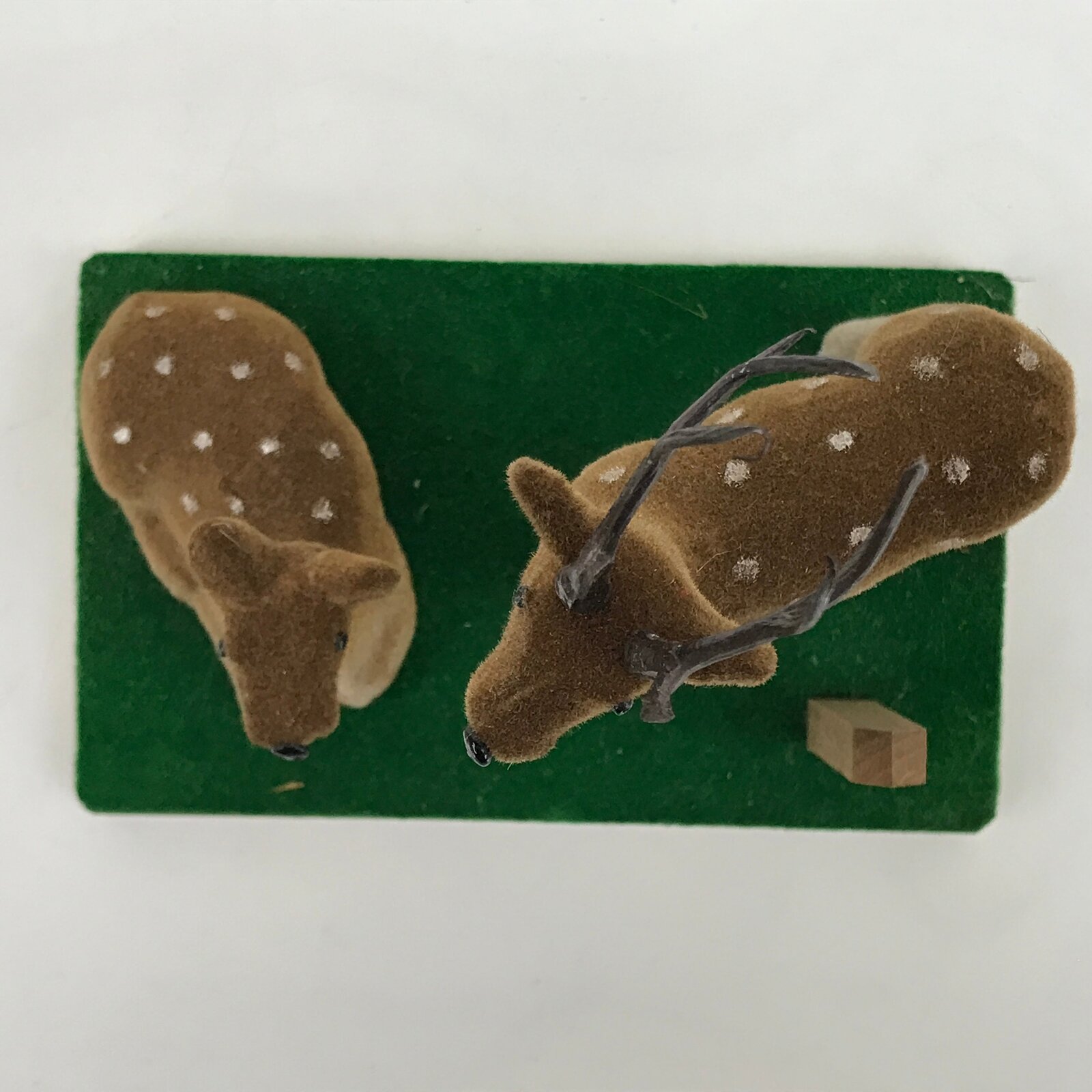 Japanese Nara Deer Park Souvenir Figurine Vtg Brown Green Wood Stand KF694