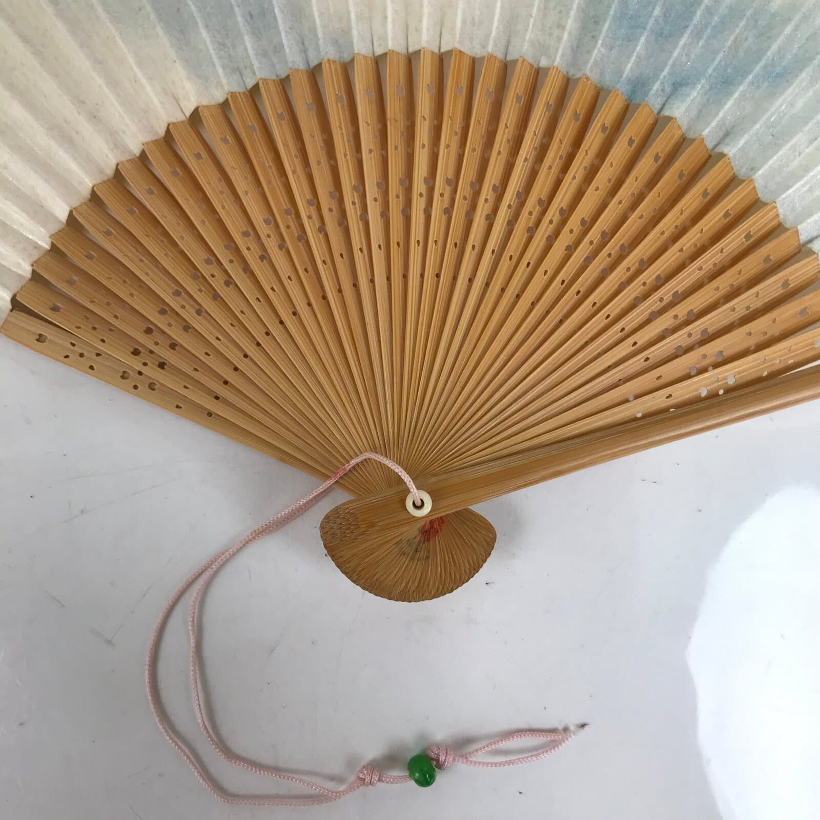 Japanese Paper Folding Fan Sensu Vtg Bamboo Frame Blue White Leaves 4D857