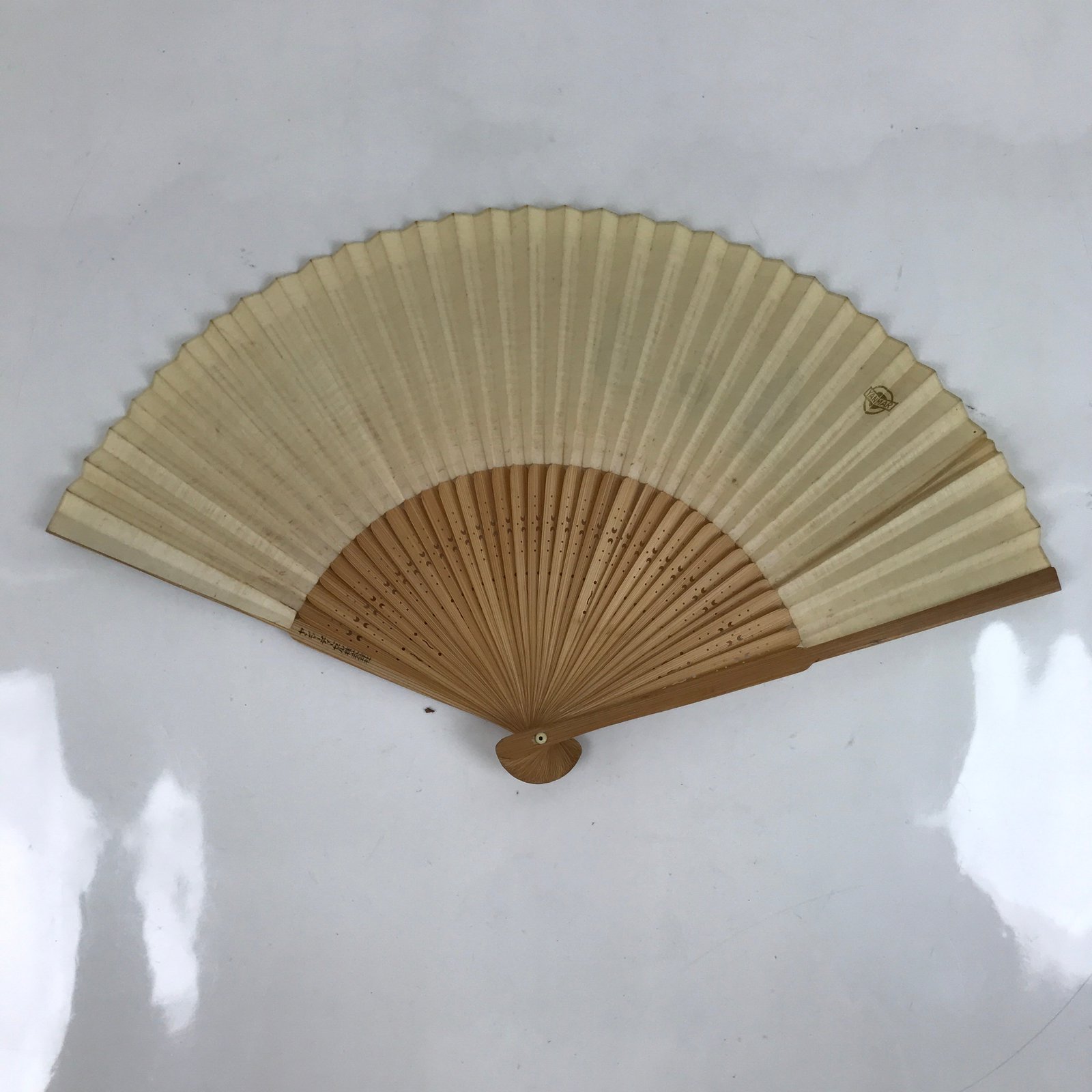 Japanese Paper Folding Fan Sensu Vtg Bamboo Frame Pottery Vases Yanmar 4D846