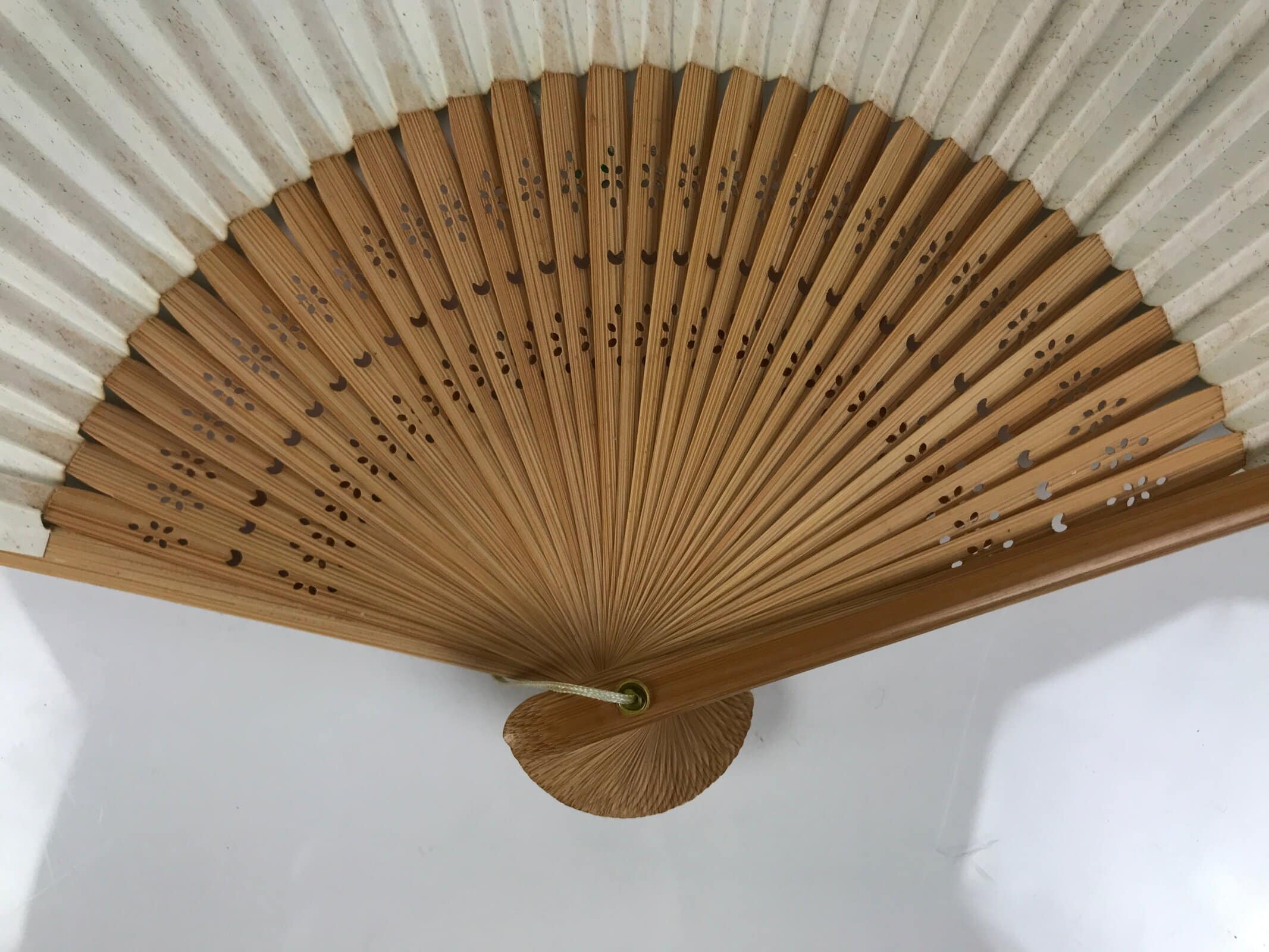 Japanese Paper Folding Fan Vtg Sensu Bamboo Frame River Cherry Blossom 4D981