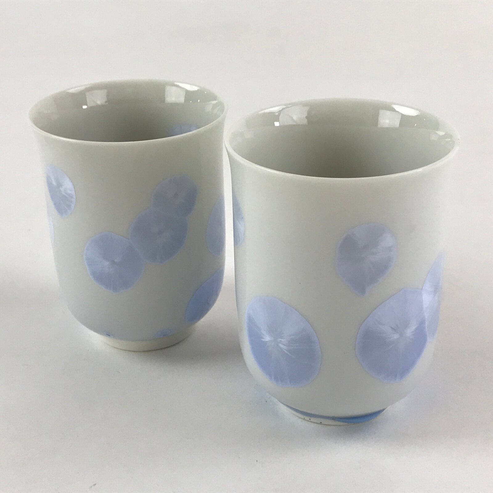 Japanese Porcelain 2pc Teacups Keikichi Japan Kyo Ware Crystal Glaze Vtg Yunomi