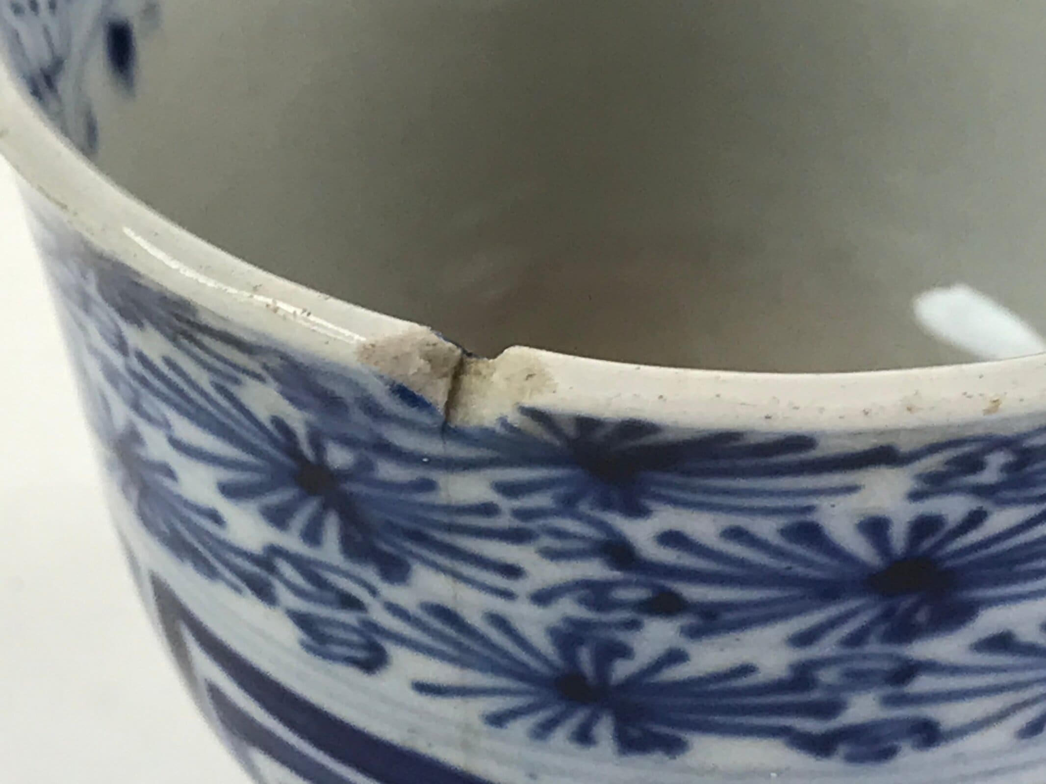 Japanese Porcelain Arita Ware Sometsuke Teacup Vtg Yunomi Flower Sencha TC395