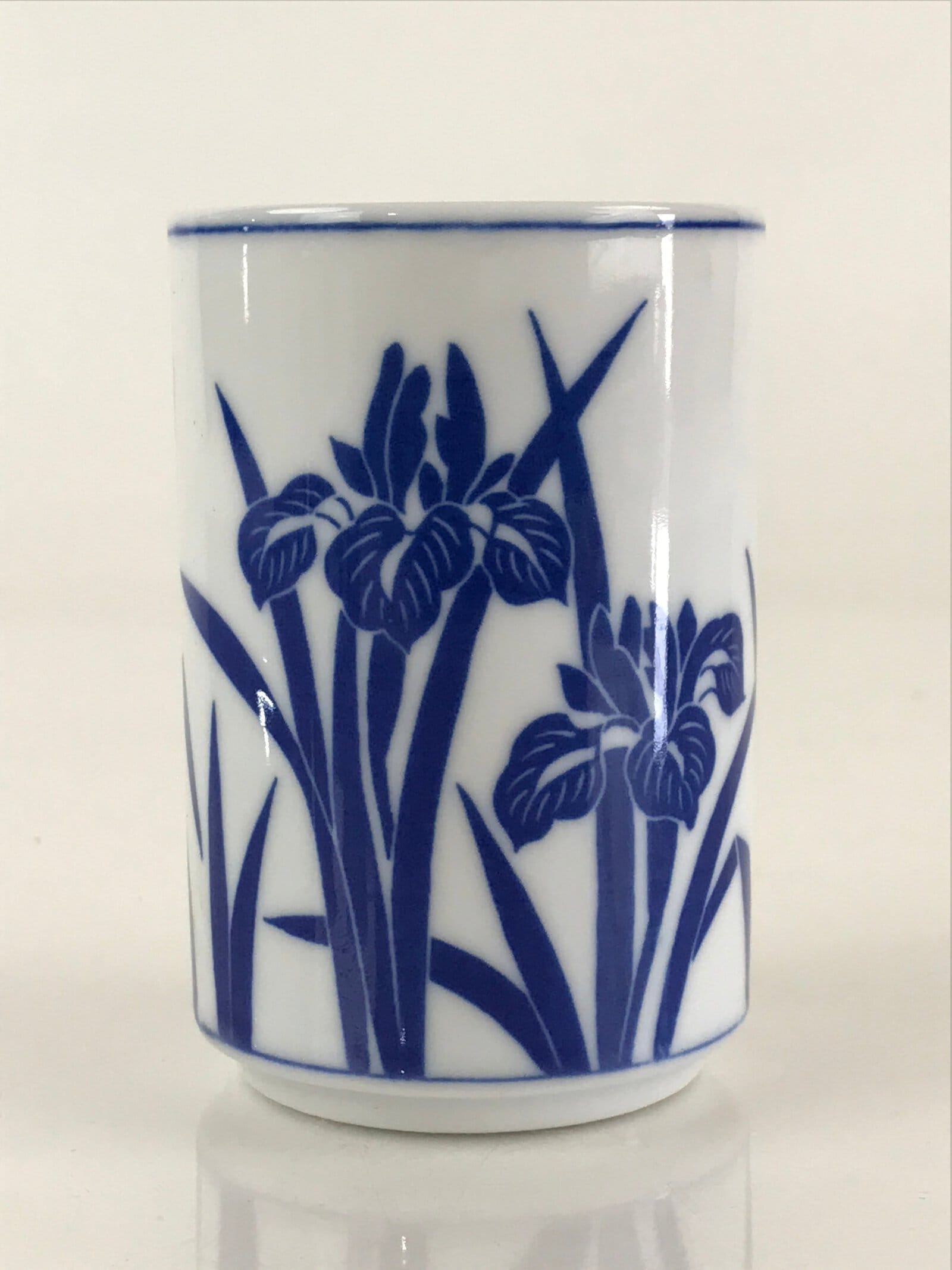 Japanese Porcelain Arita Ware Teacup Yunomi Vtg Blue Sometsuke Iris Sencha TC318