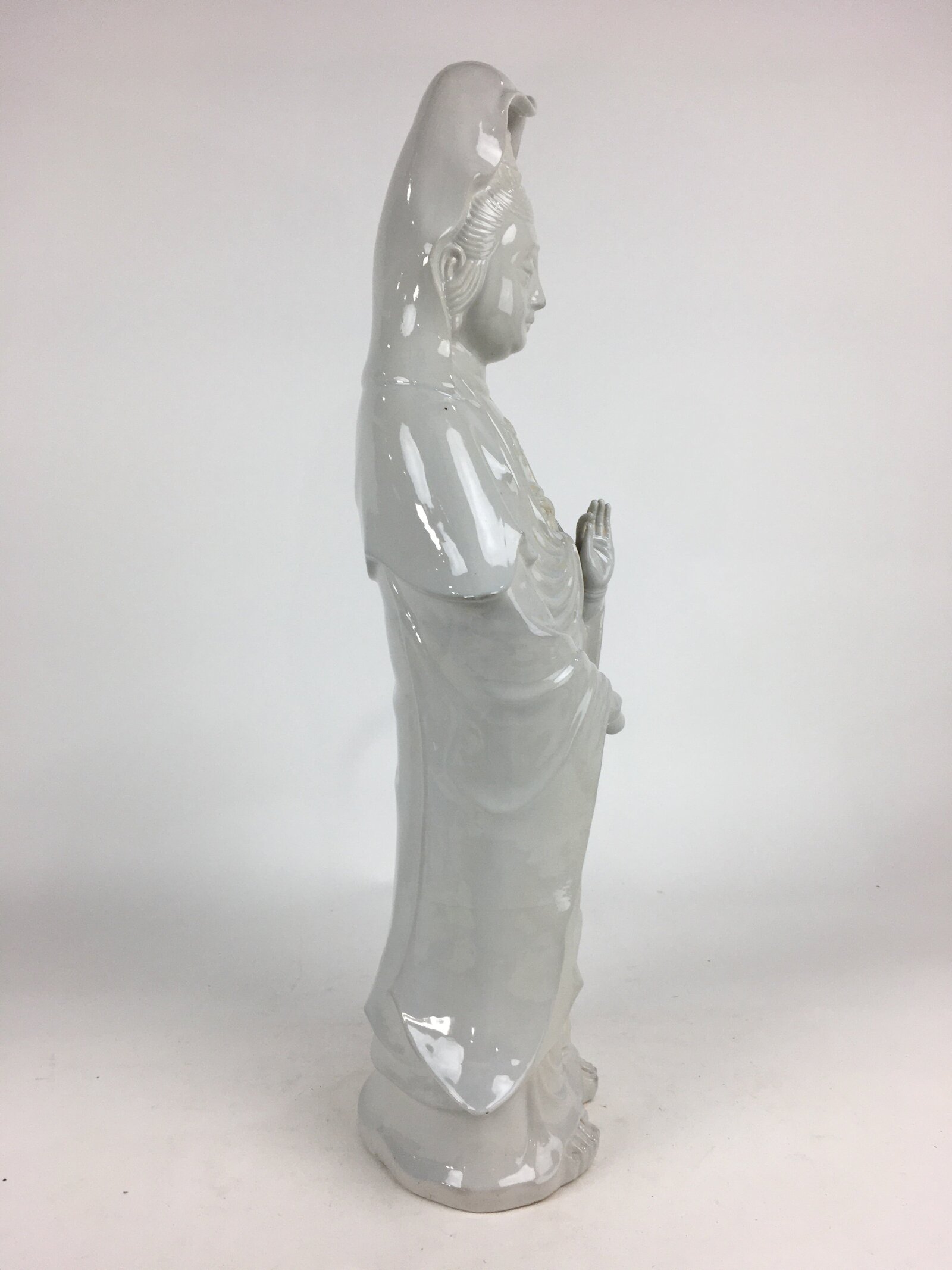 Japanese Porcelain Buddhist Altar Statue Vtg Female Kannon Bosatsu White BD736
