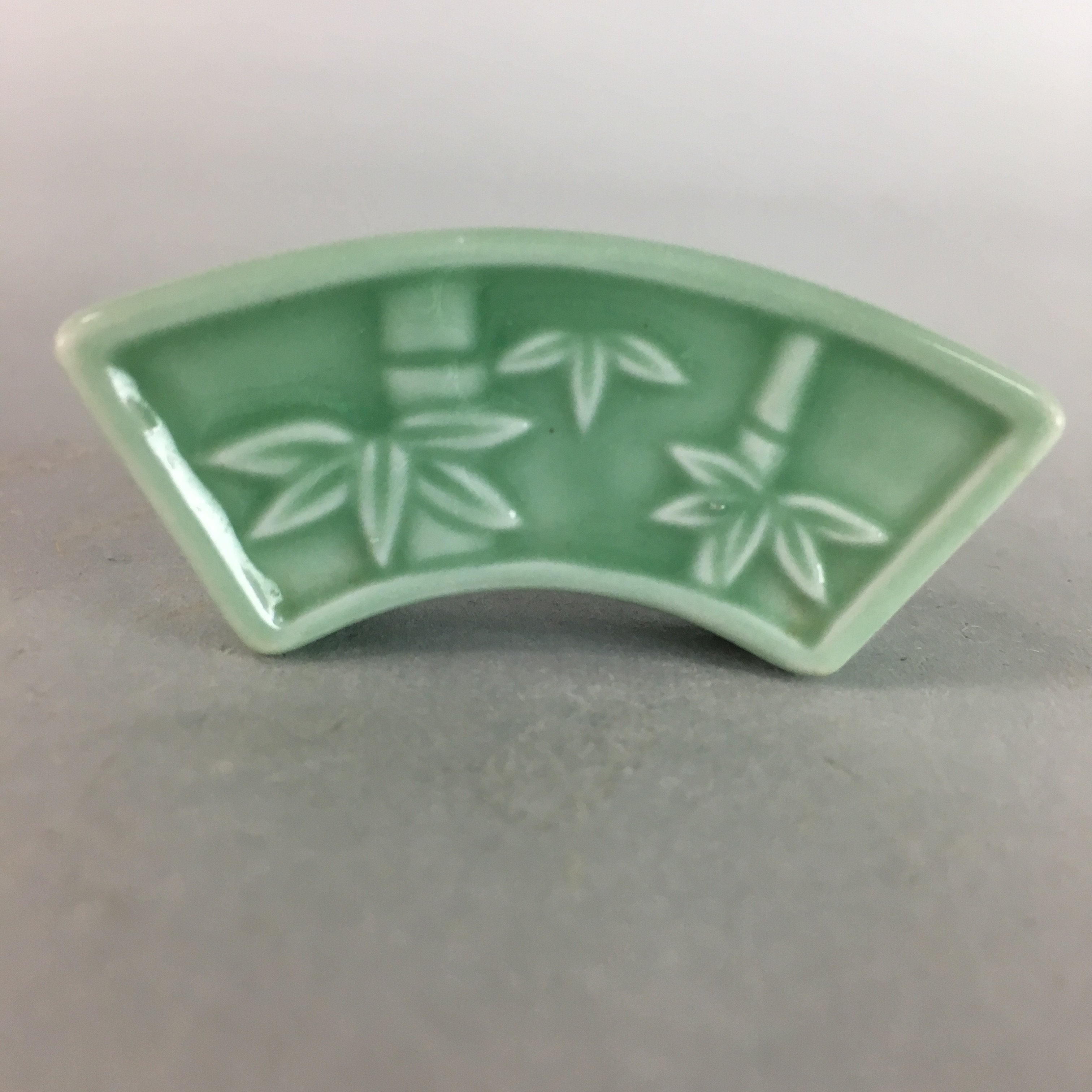 Japanese Porcelain Chopstick Rest Holder Vtg Fan Shape Handmade CR172
