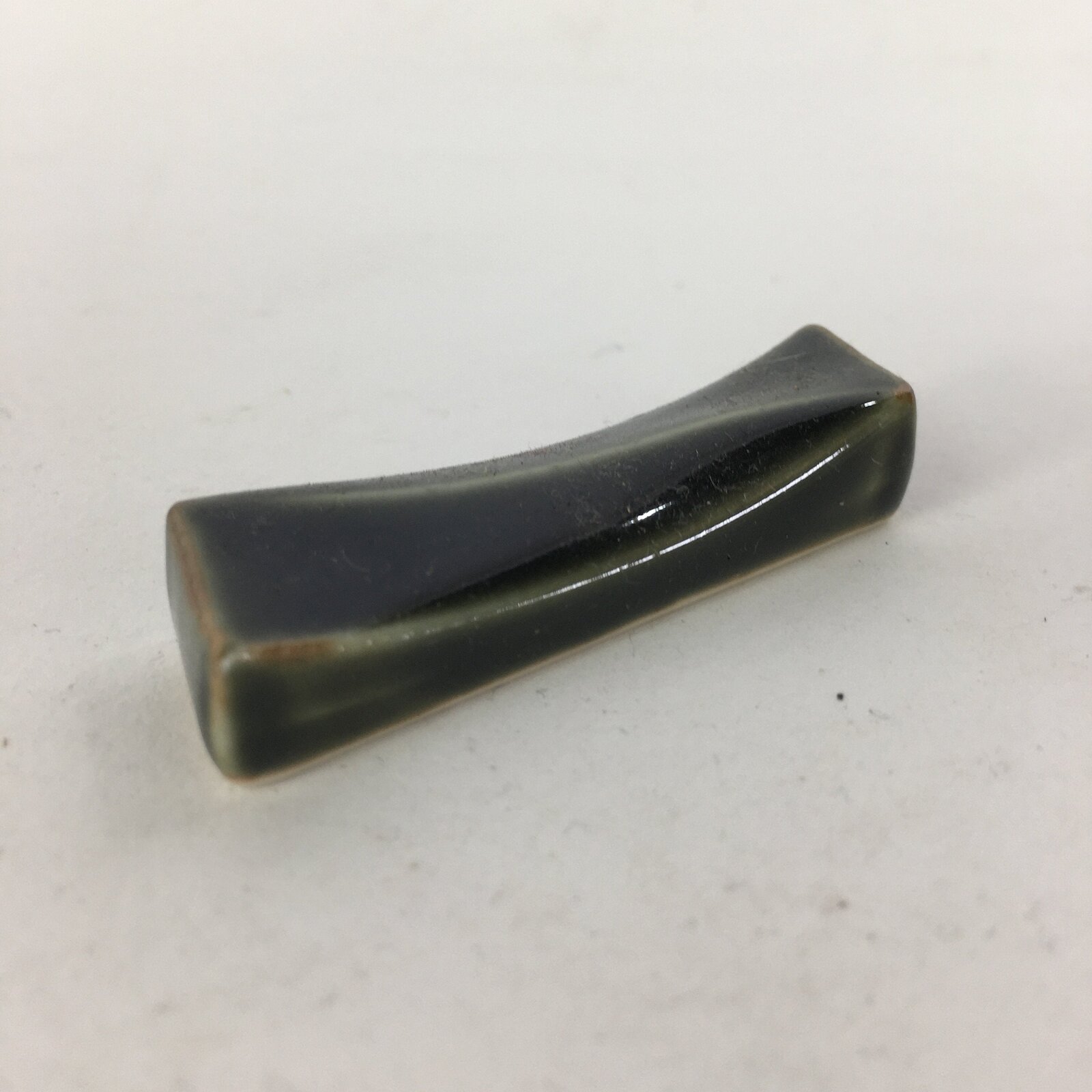 Japanese Porcelain Chopstick Rest Holder Vtg Green Parallelogram Hashioki CR251