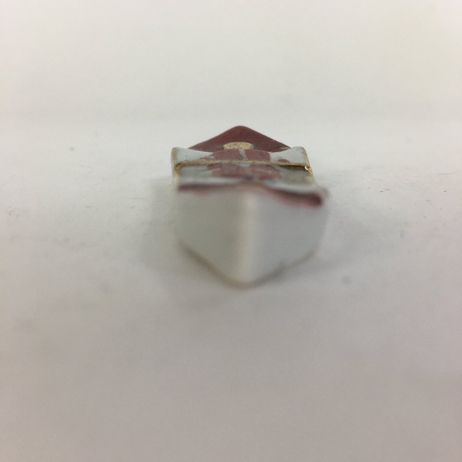 Japanese Porcelain Chopstick Rest Holder Vtg Japanese Noshi Lucky Charm CR230