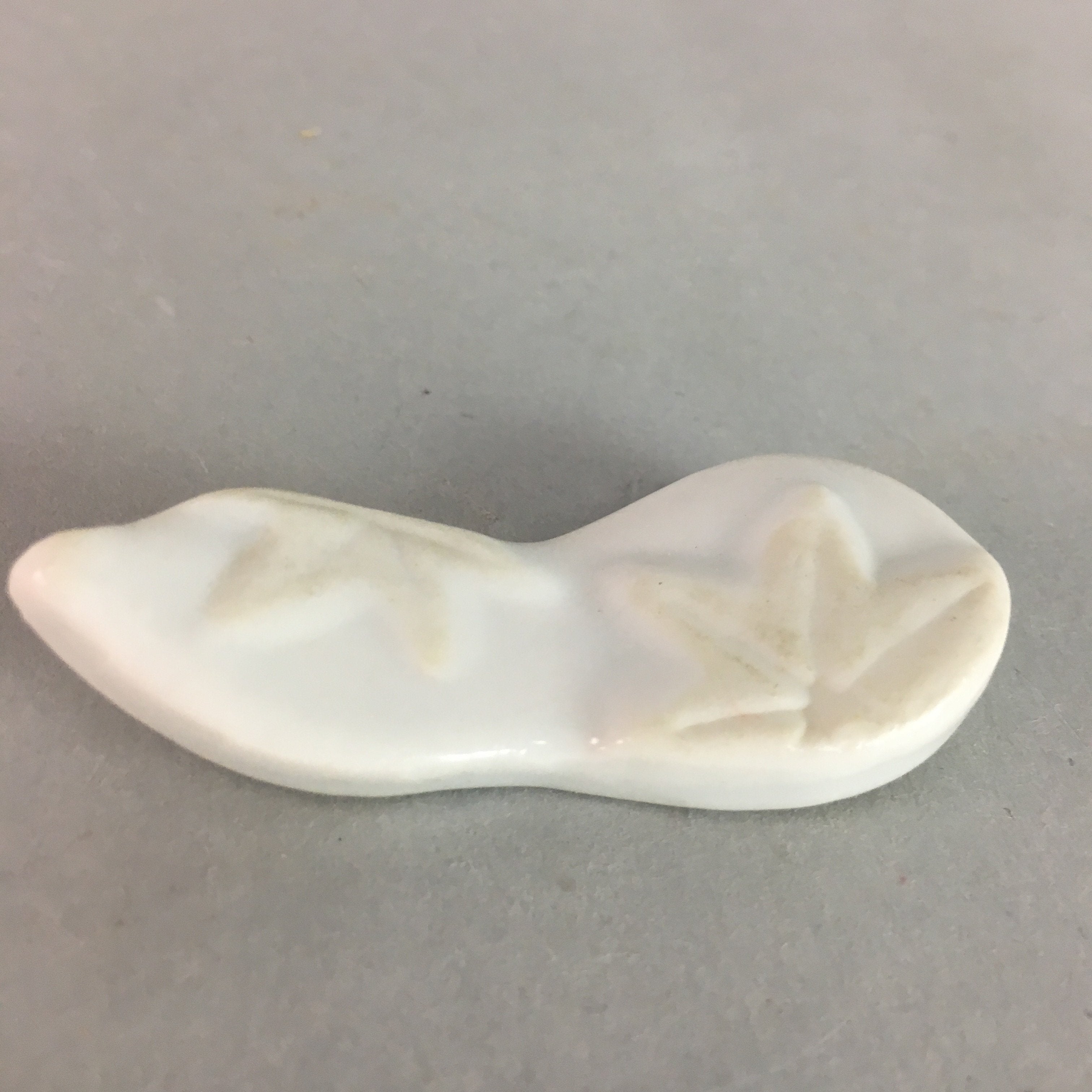 Japanese Porcelain Chopstick Rest Holder Vtg Kutani Ware Handmade CR184