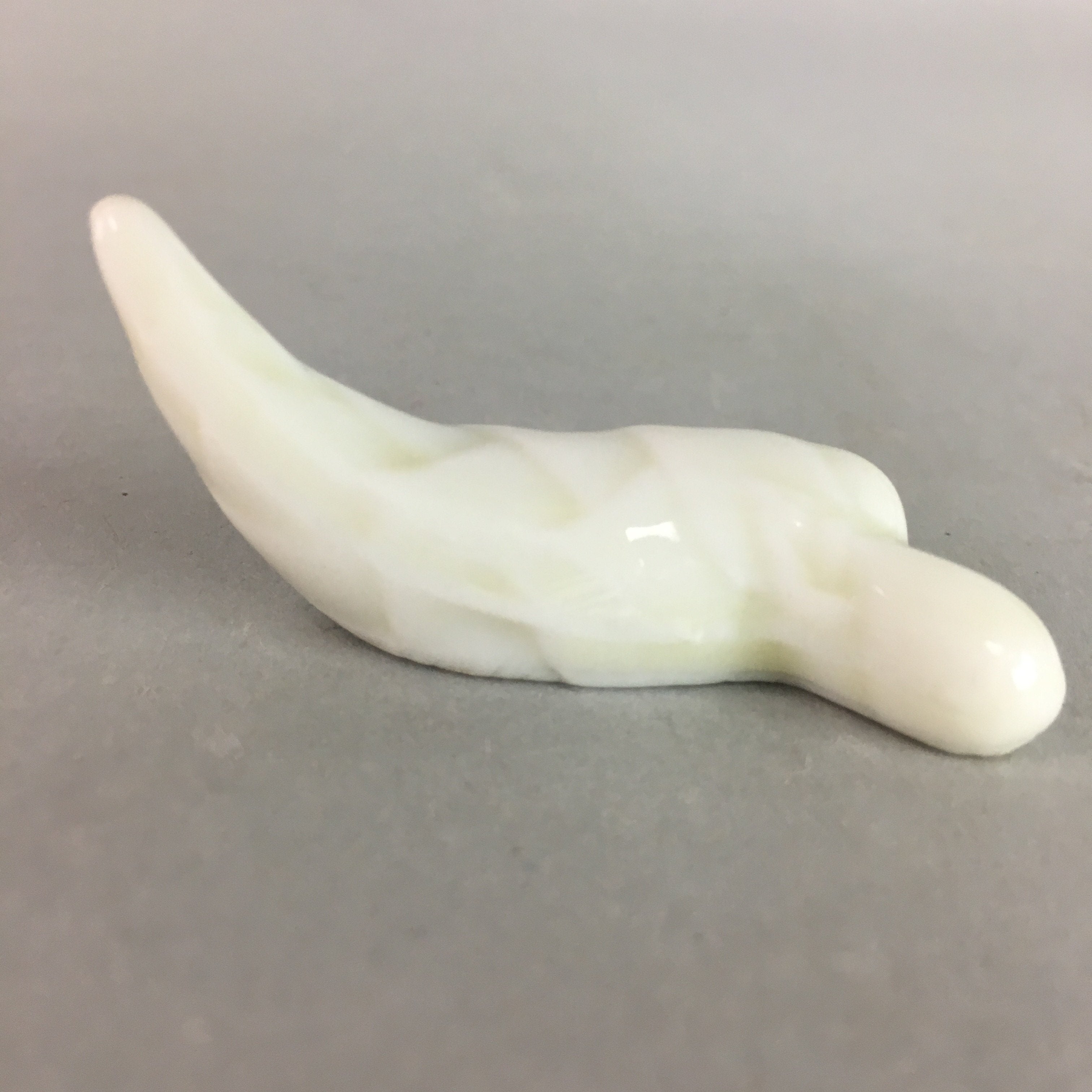 Japanese Porcelain Chopstick Rest Holder Vtg Sprout Design Handmade CR174