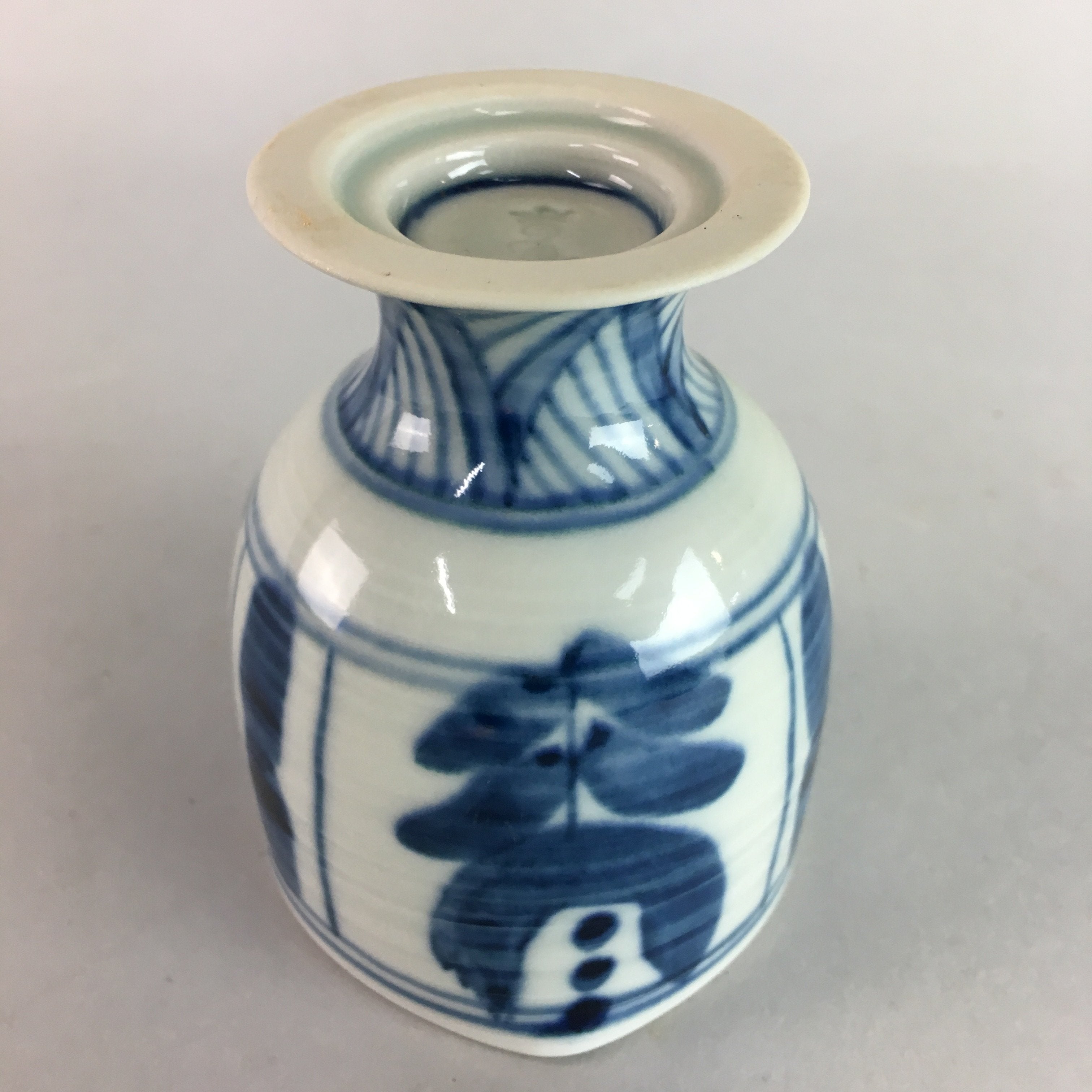 Japanese Porcelain Cup Sauce Dressing Pot Vtg Blue and White Sometsuke PT748