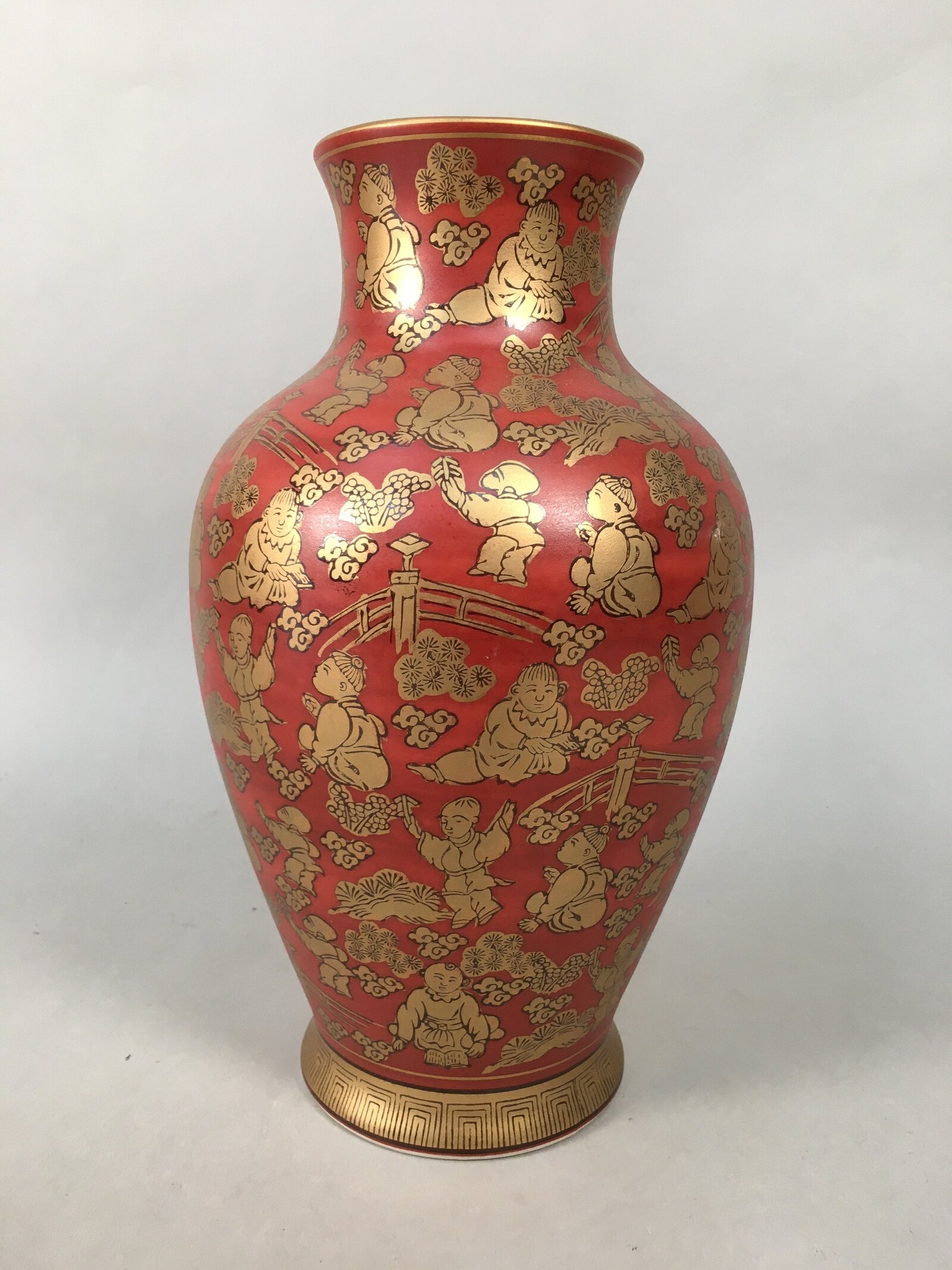 Japanese Porcelain Flower Vase Kutani ware Vtg Kabin Ikebana Red Gold FV895