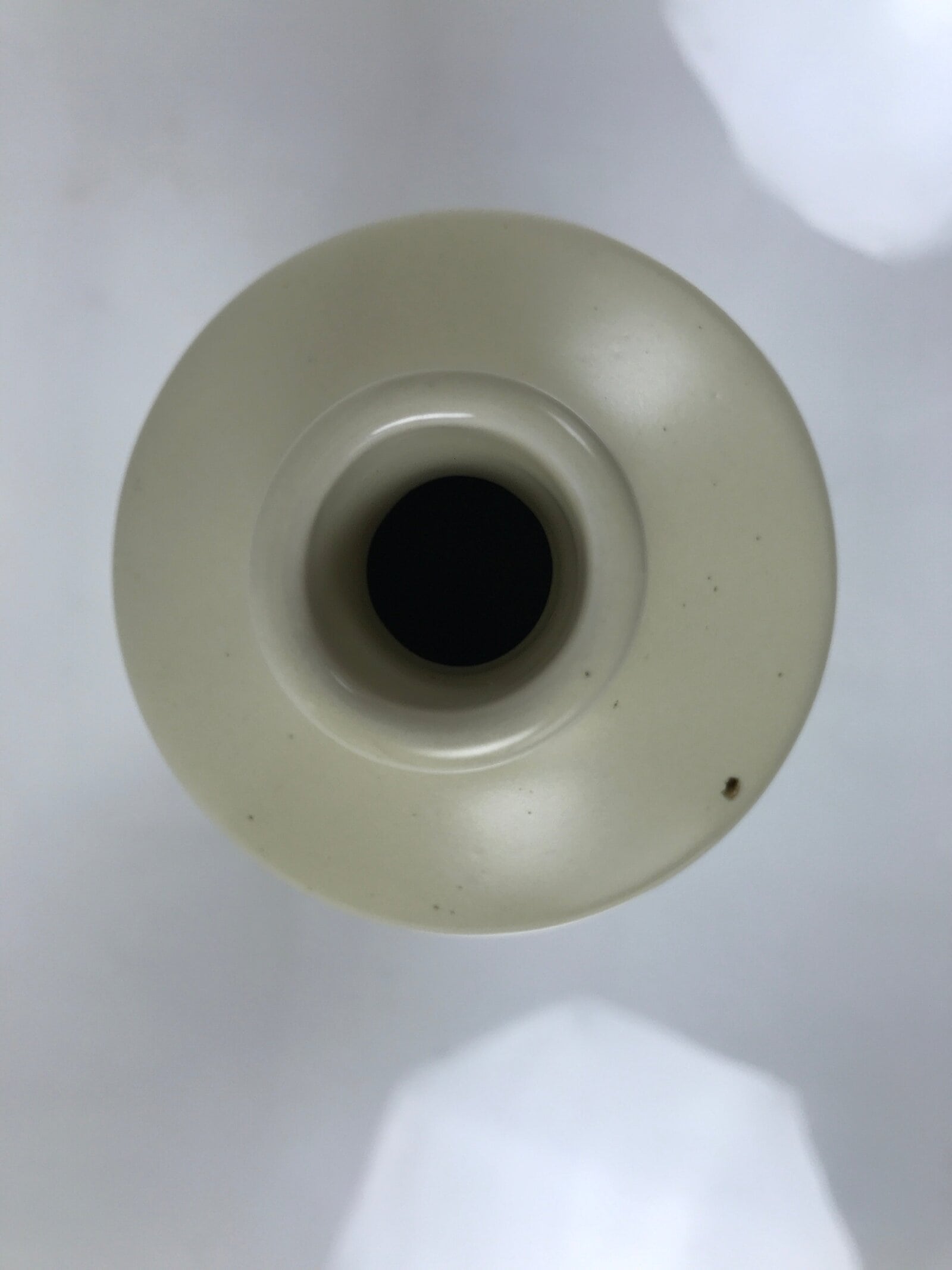 Japanese Porcelain Flower Vase Vtg Ikebana Kabin Cylindrical Pale Yellow FK219