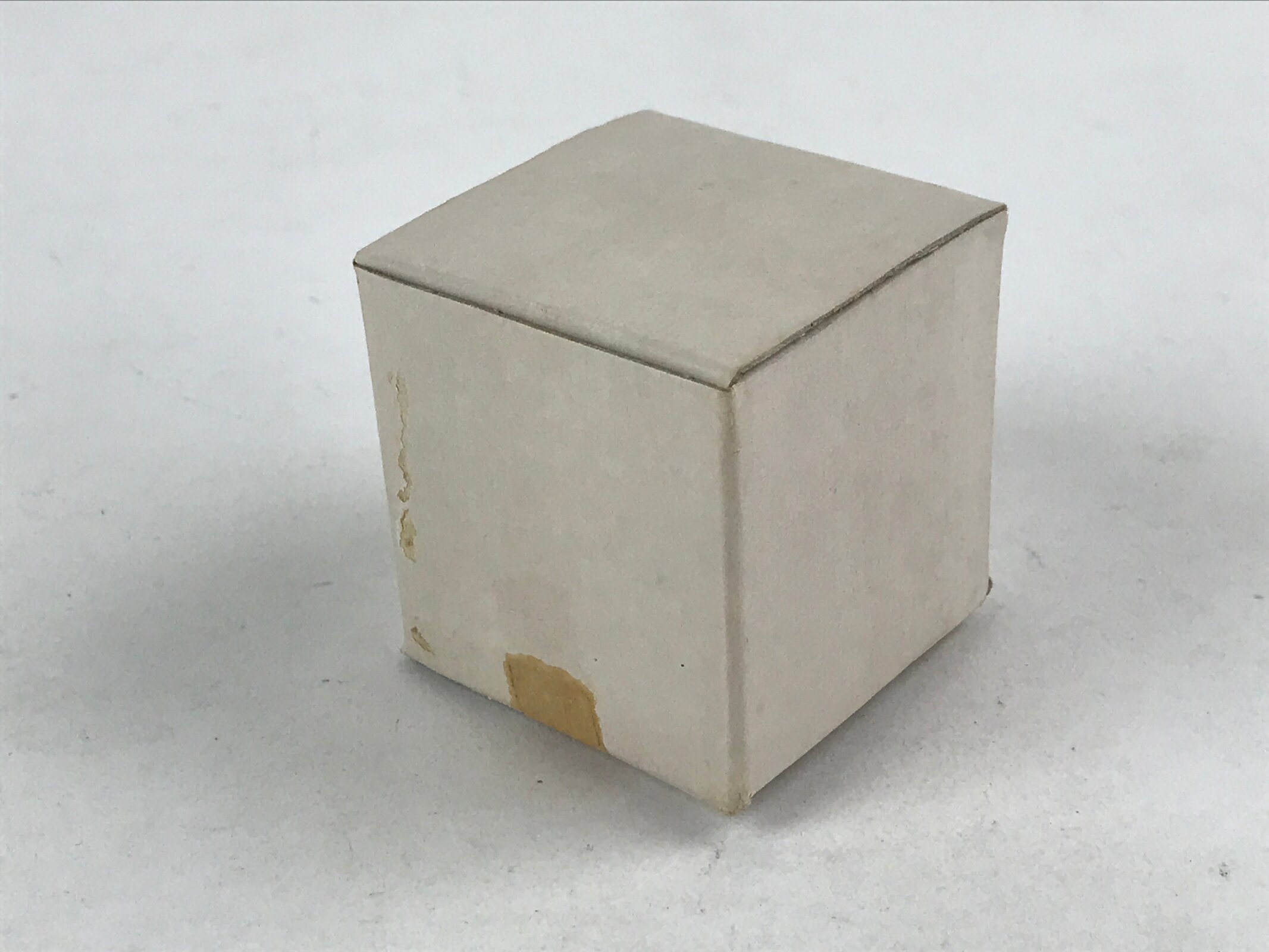 Japanese Porcelain Furin Wind Chime Vtg White Blue Paper String Basho DR496