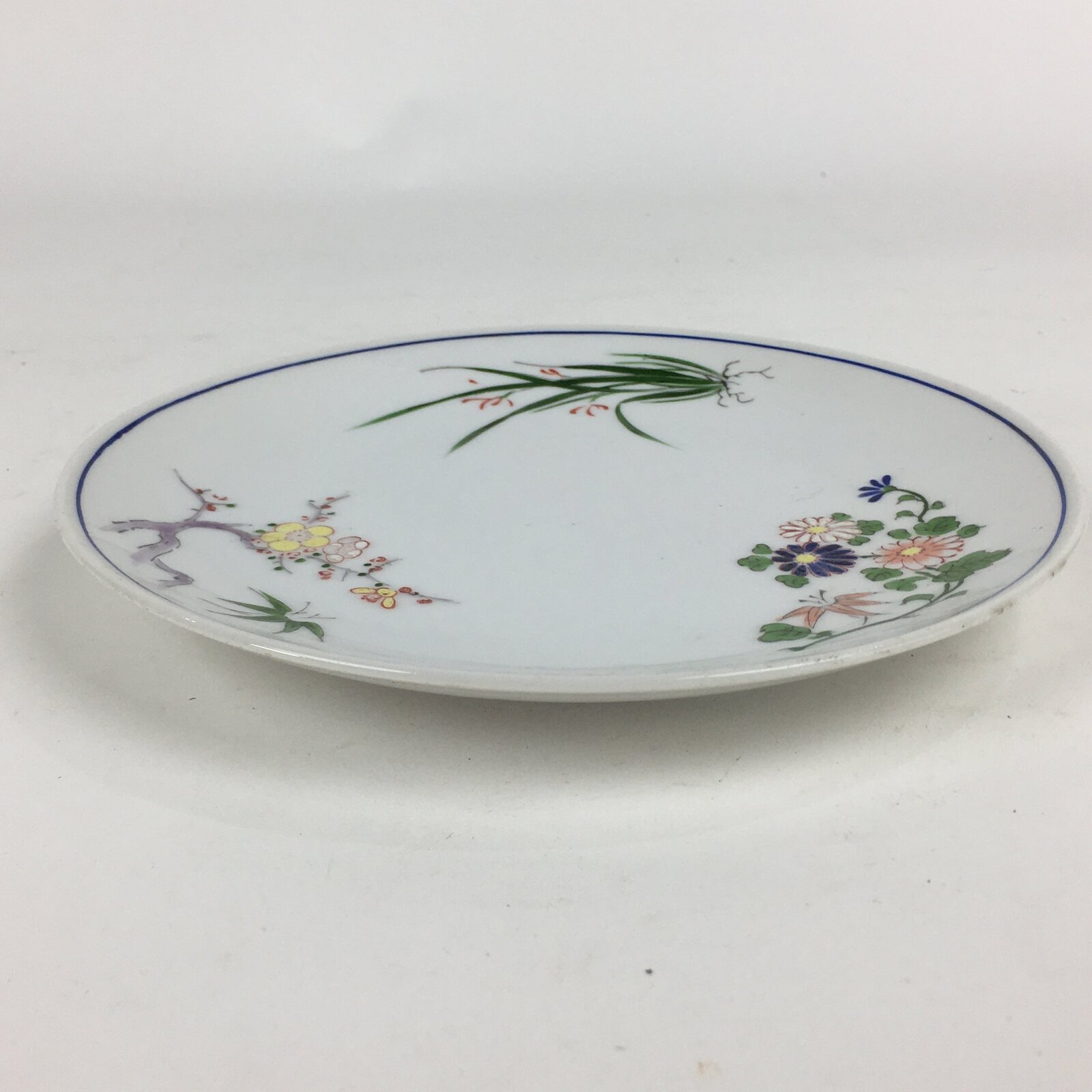 Japanese Porcelain Kutani Ware Plate Vtg White Flower Design Round Sara PP777