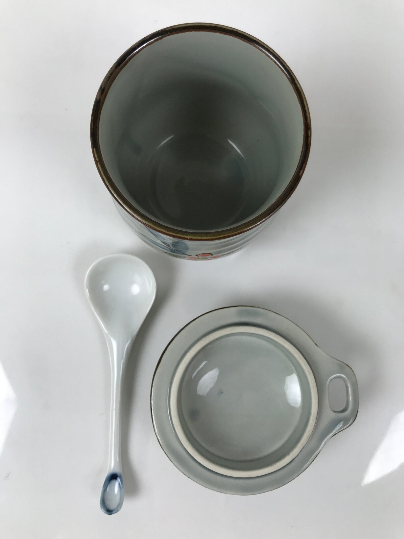 Japanese Porcelain Lidded Cup w/Spoon Pink Cherry Blossom Blue Container Y489