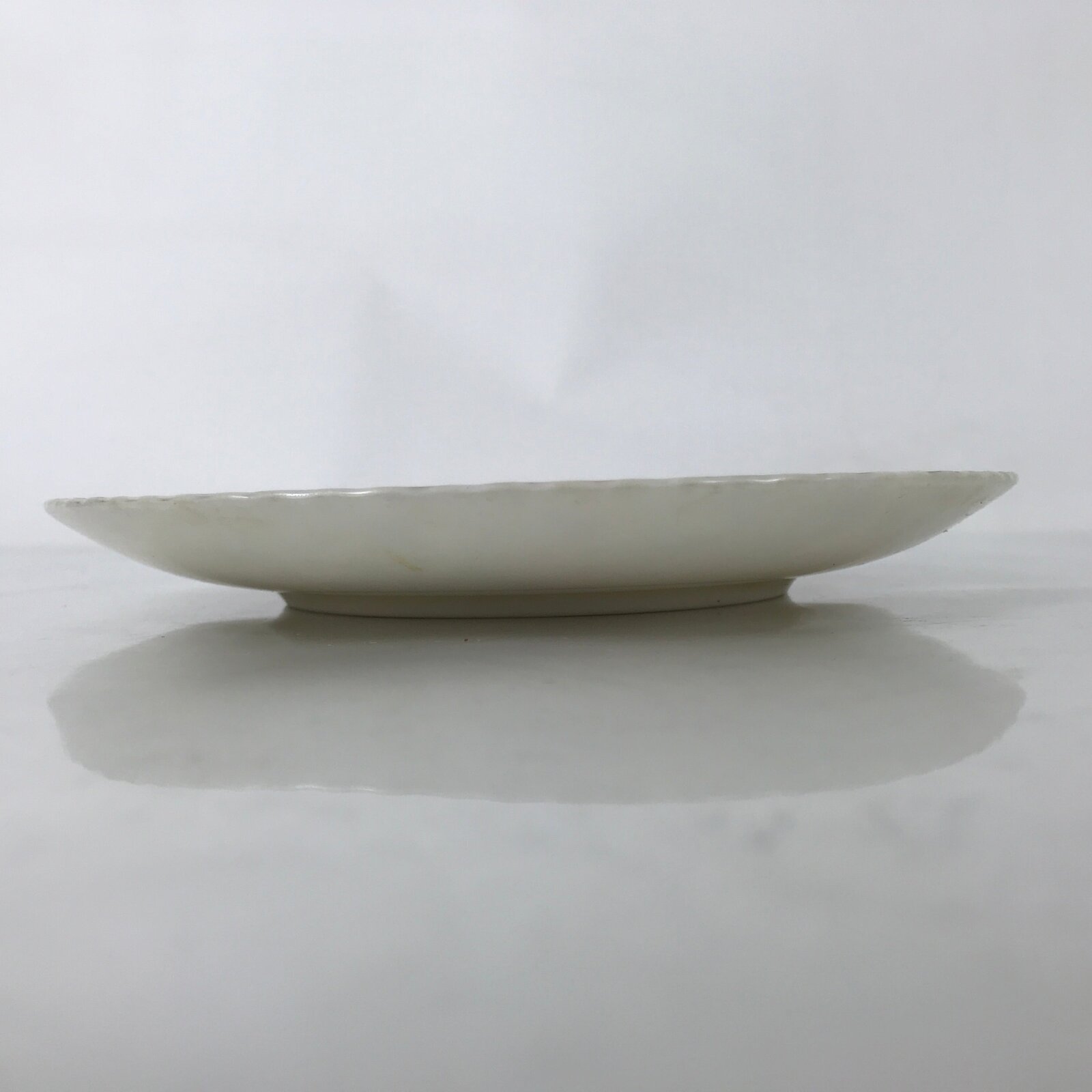 Japanese Porcelain Medium Serving Plate Chuzara Vtg Round Pink Floral Leaf Y243