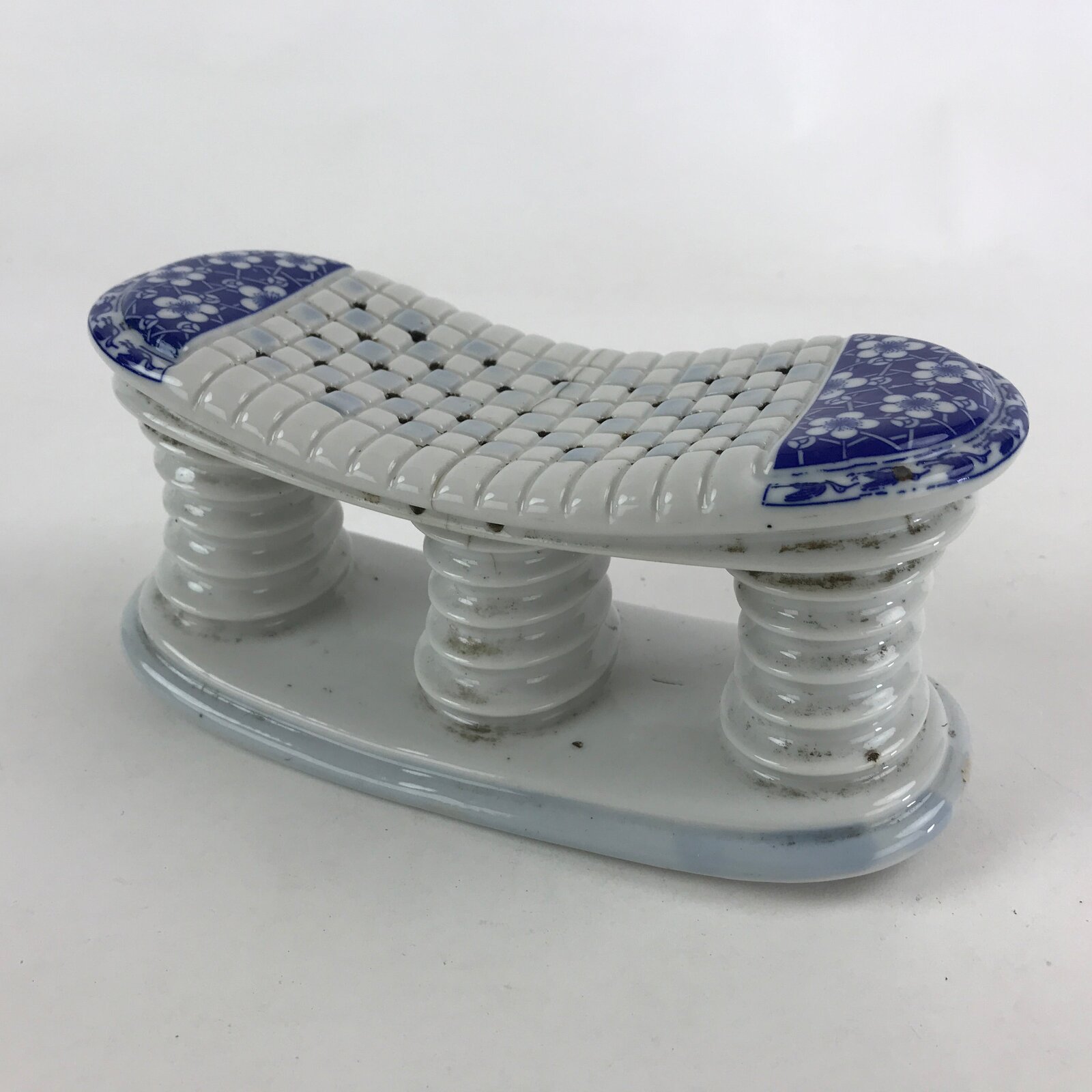 Japanese Porcelain Neck Rest Antique Geisha Takamakura Pillow Blue White JK569