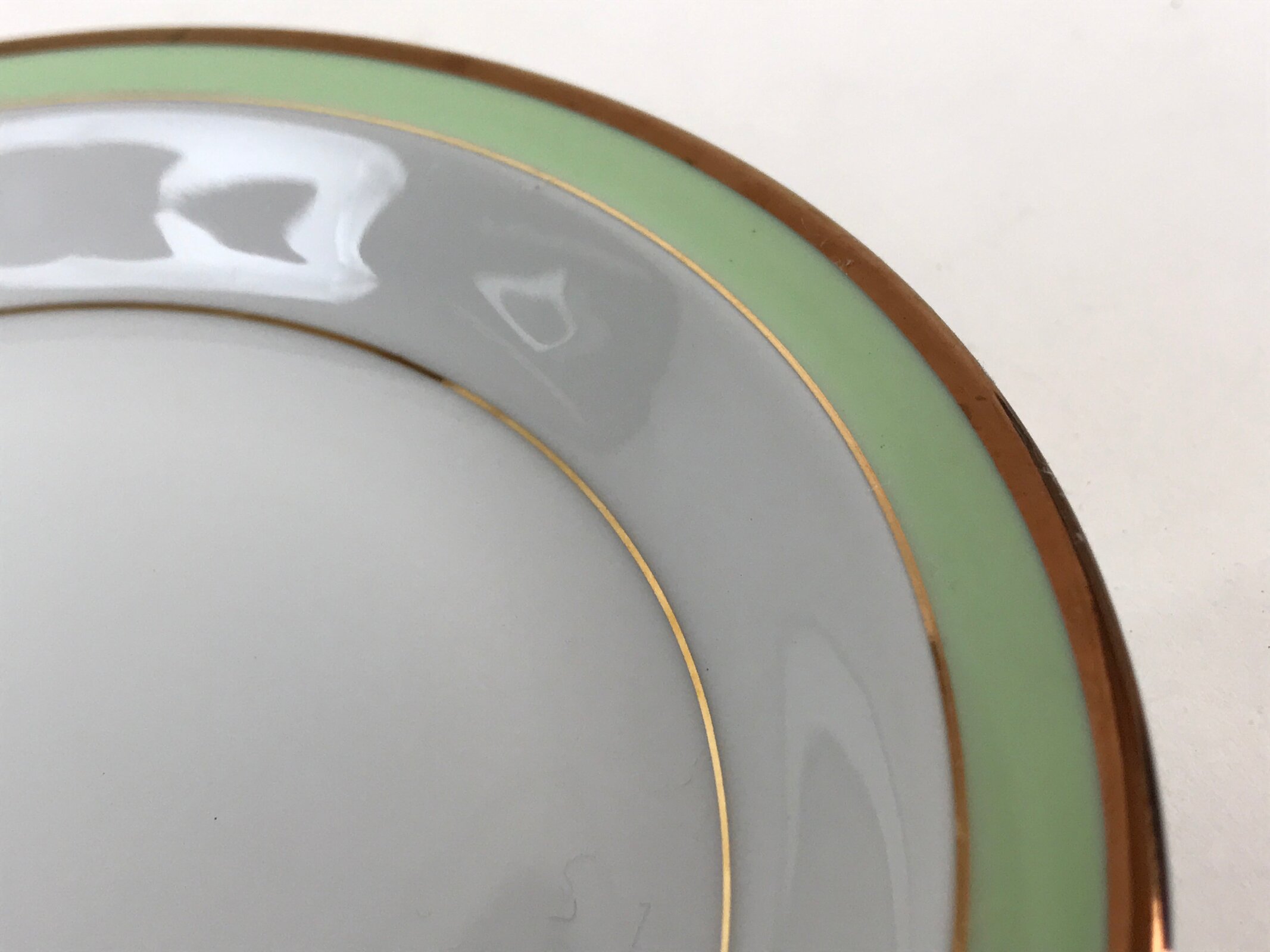 Japanese Porcelain Plate Keito Japan Fine China White Light Green Border PY256