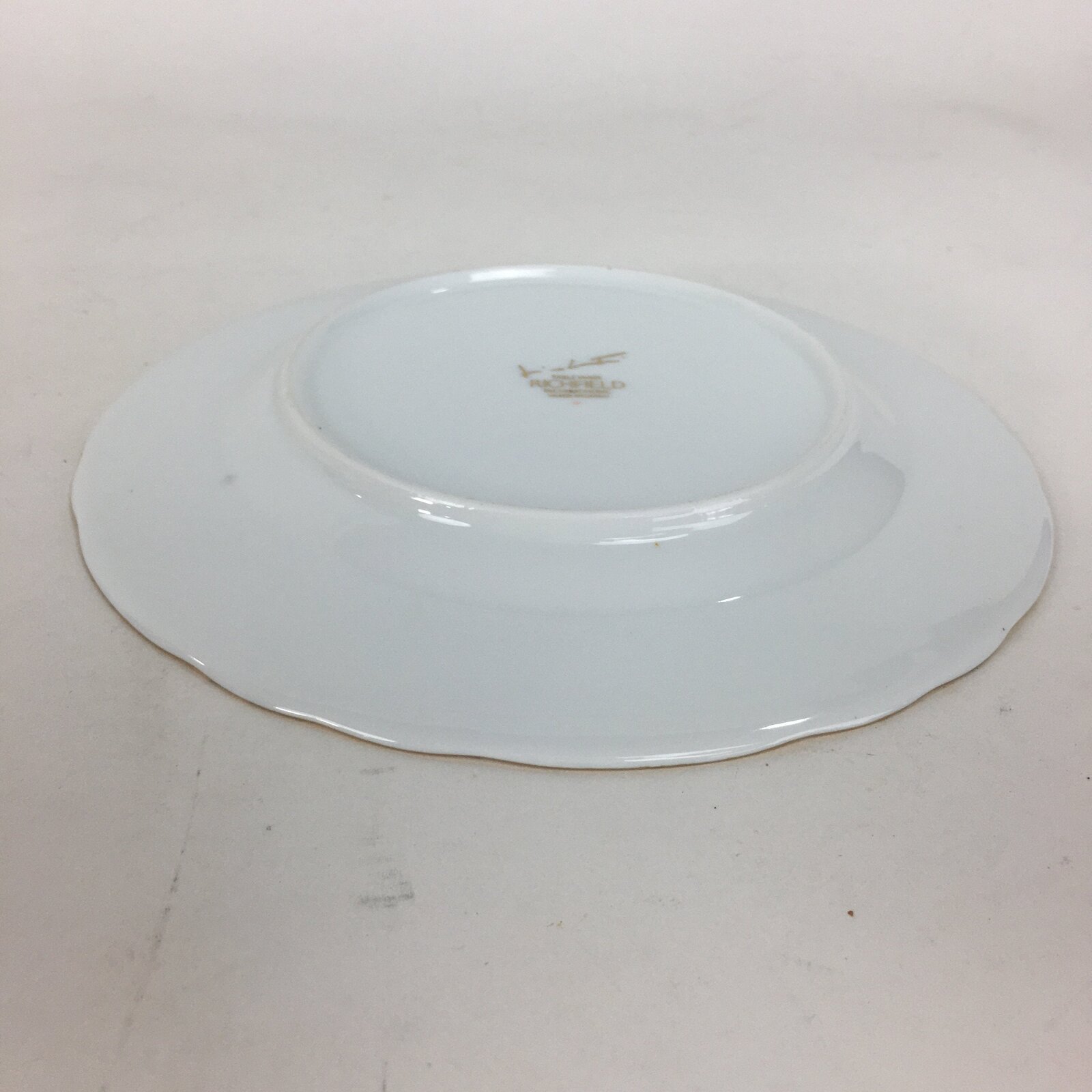 Japanese Porcelain Plate Sara Vtg Richfield Tachikichi Flower Pattern White QT12