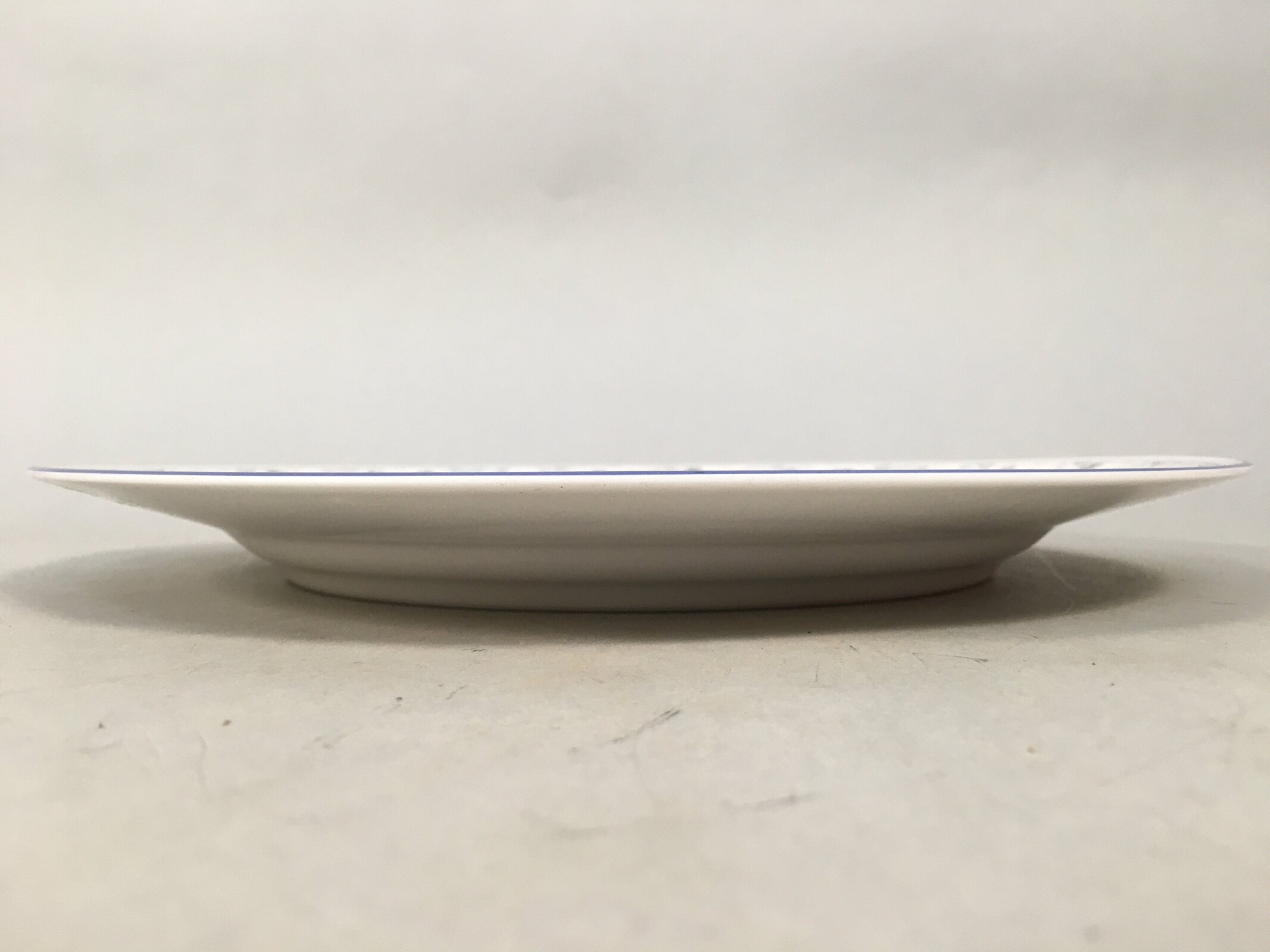 Japanese Porcelain Plate Vtg Round White Blue Noritake Nitto Royal QT107